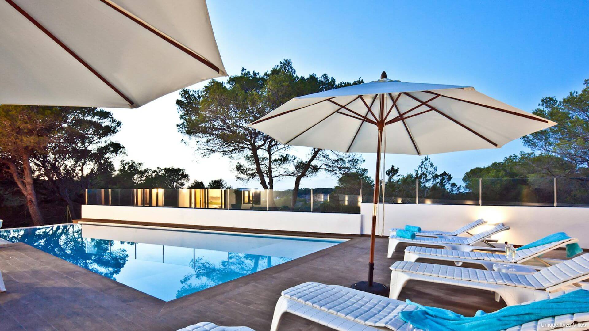  VILLA SA SERRA - 6 Bedrooms - Cala Bassa
