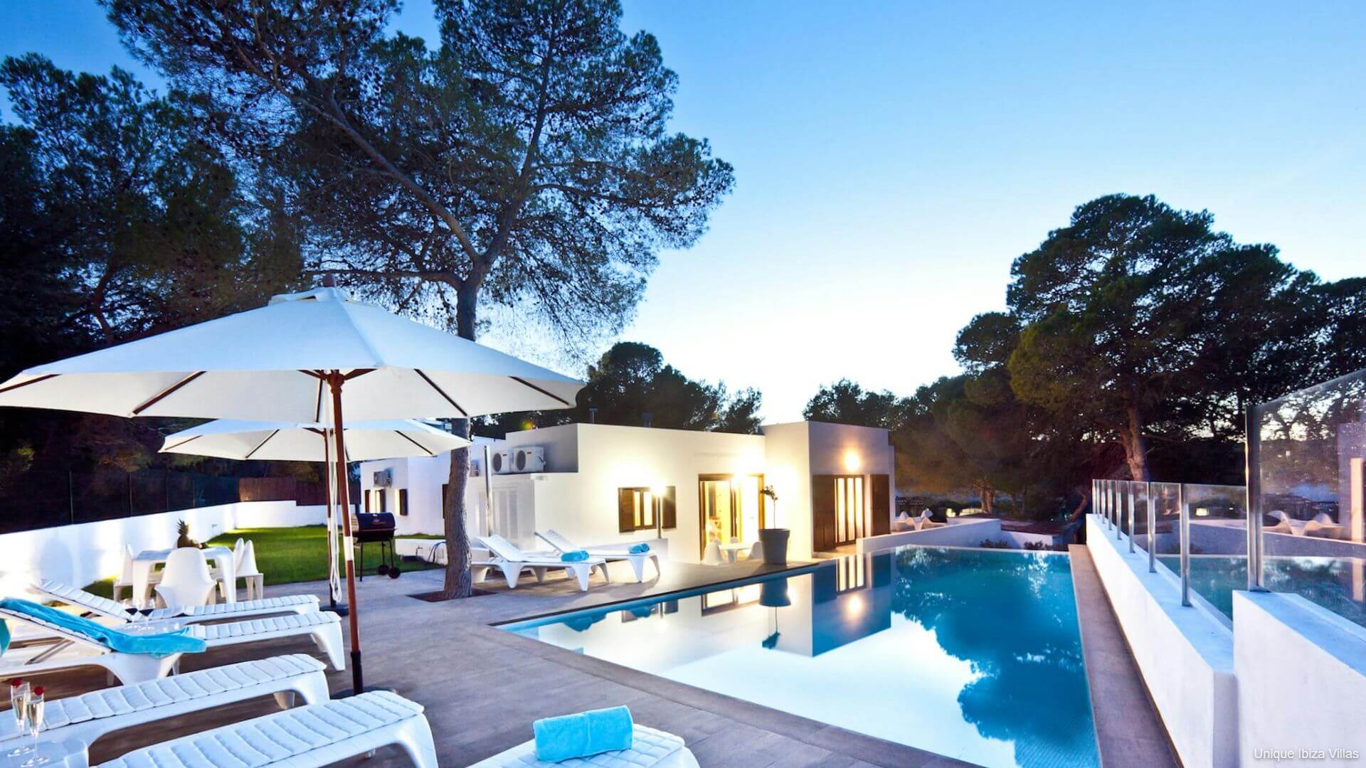  VILLA SA SERRA - 6 Bedrooms - Cala Bassa