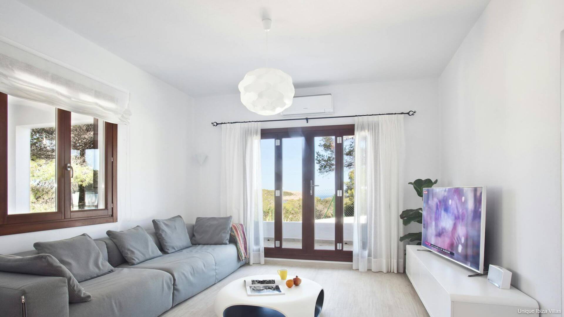 VILLA SA SERRA - 6 Bedrooms - Cala Bassa