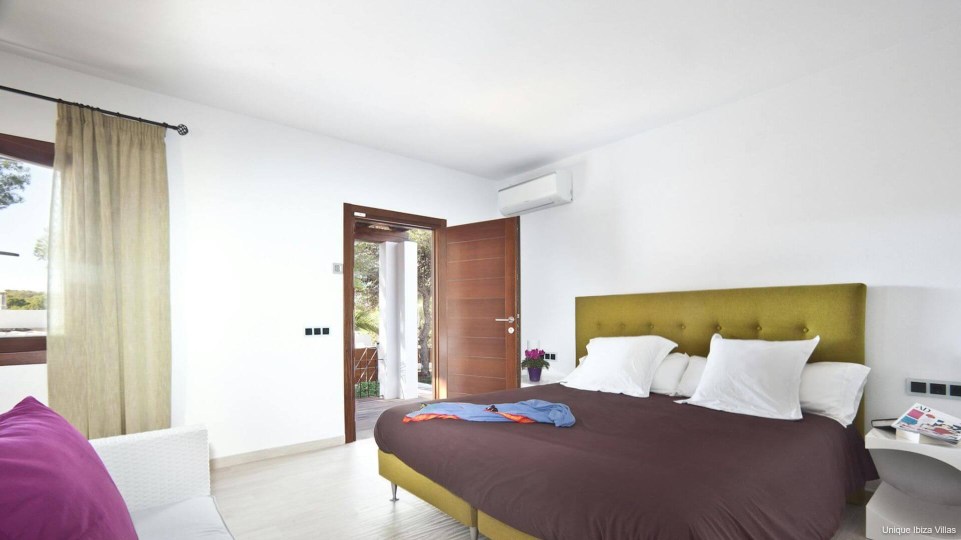  VILLA SA SERRA - 6 Bedrooms - Cala Bassa