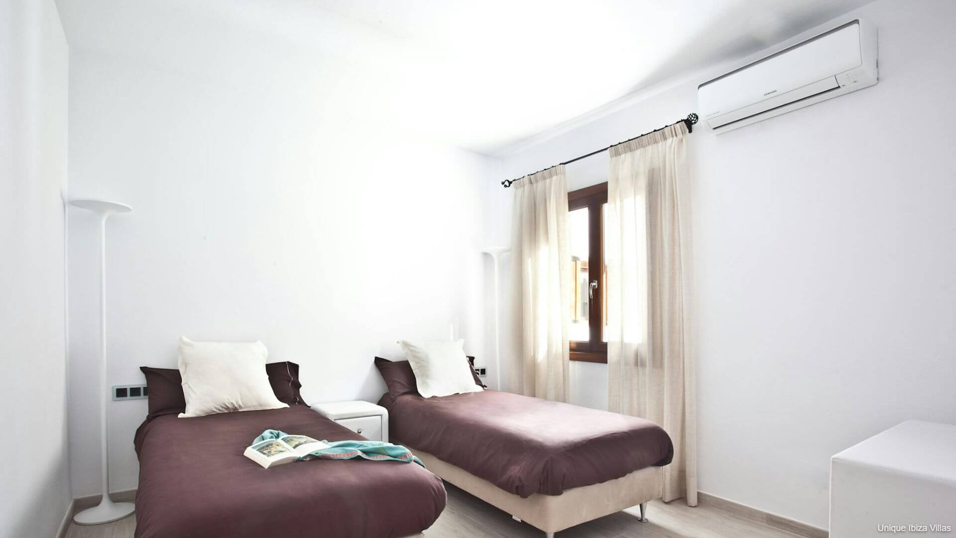  VILLA SA SERRA - 6 Bedrooms - Cala Bassa