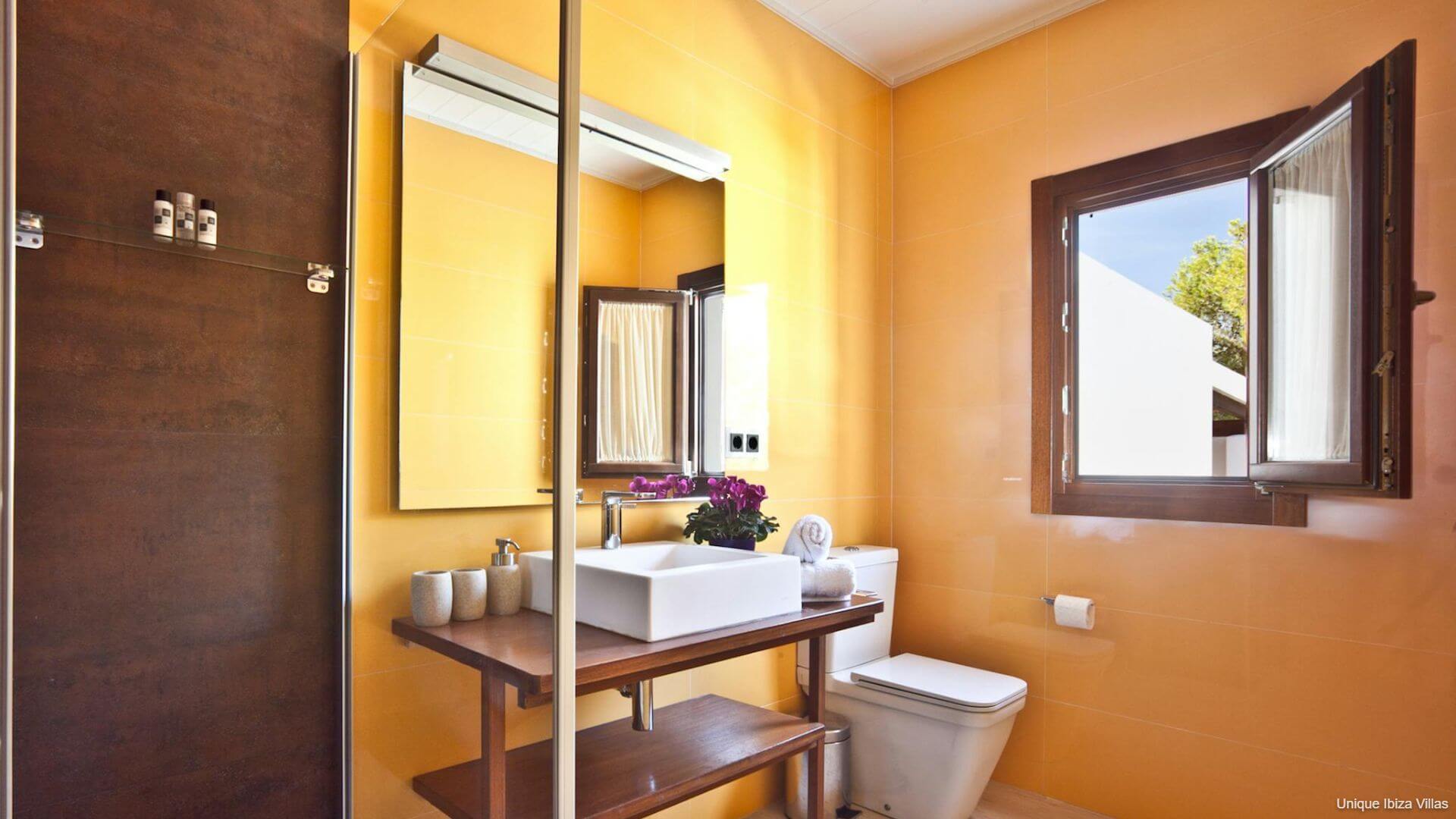  VILLA SA SERRA - 6 Bedrooms - Cala Bassa
