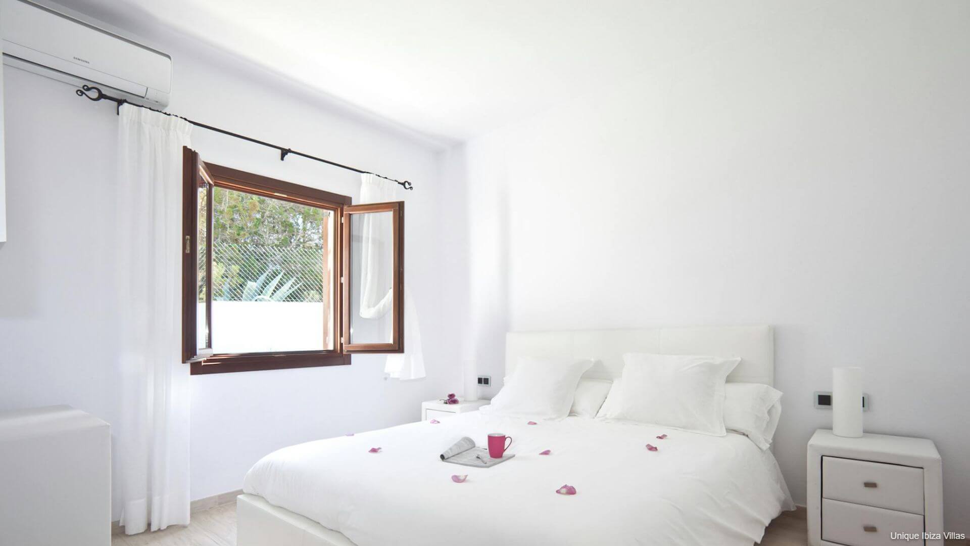  VILLA SA SERRA - 6 Bedrooms - Cala Bassa