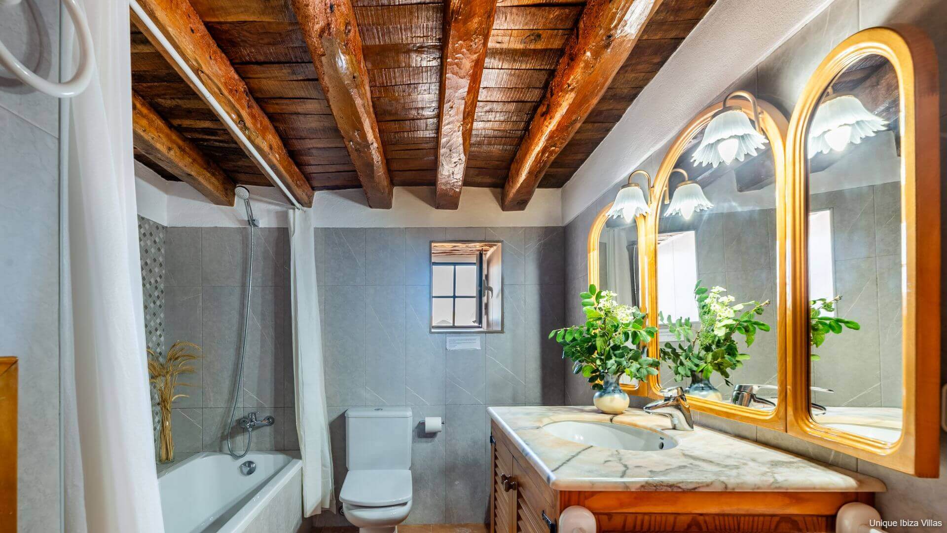 VILLA NA RIBES - 4 Bedrooms - San Carlos/Las Dalias