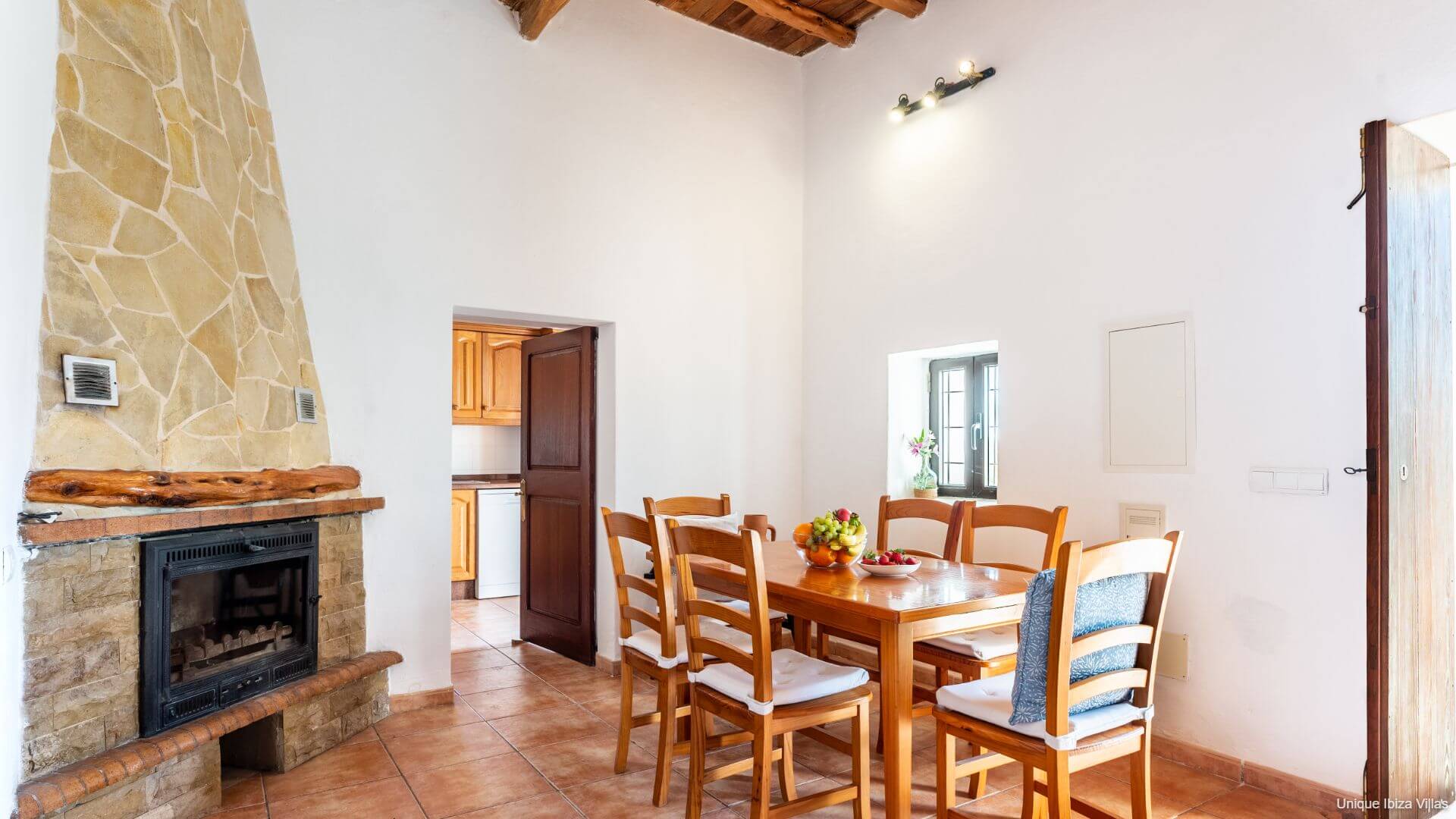 VILLA CAN PEP PUIG - 4 Bedrooms - San Mateu/Soho Farmhouse/Santa Gertrudis (Rural)