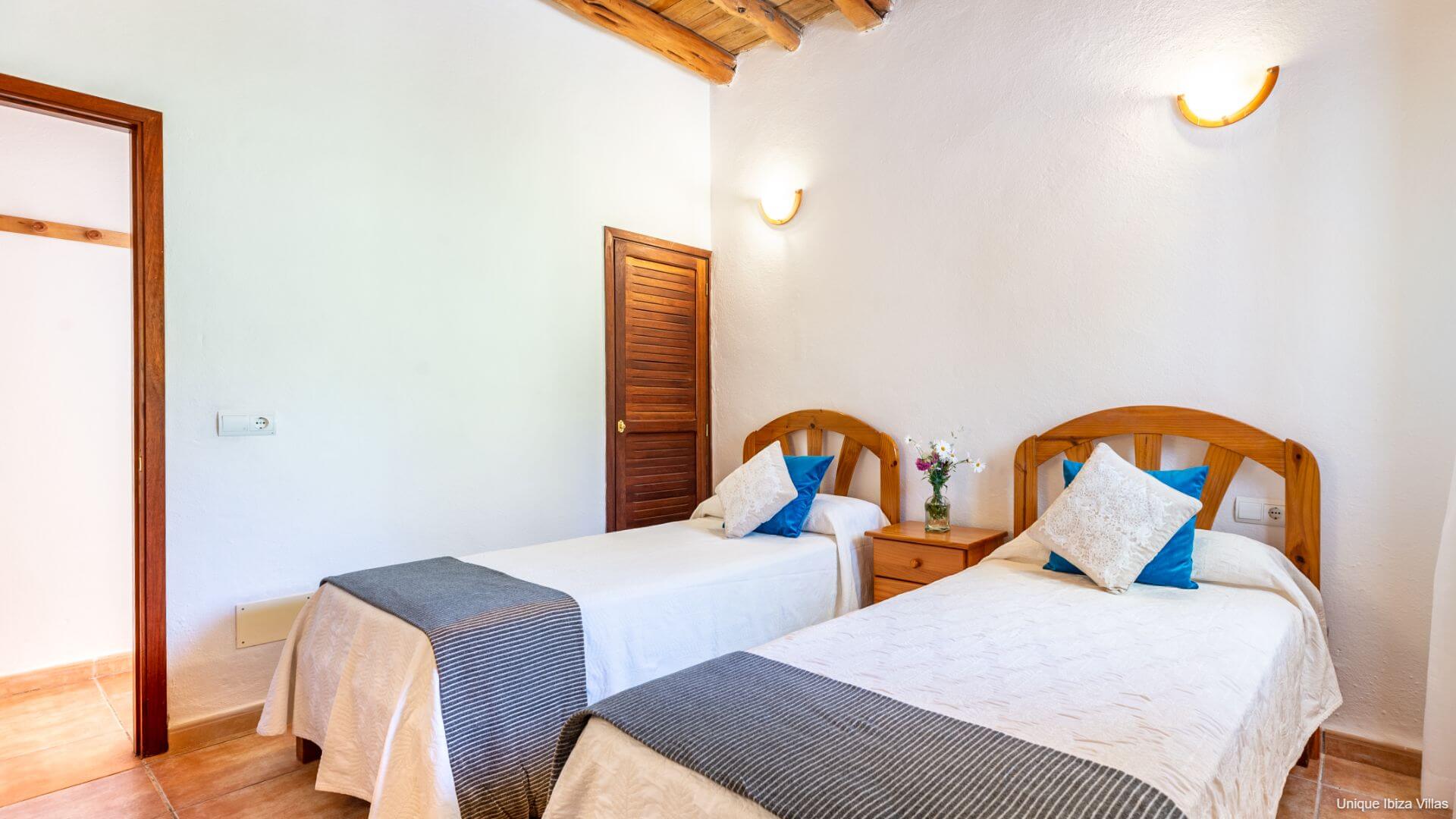 VILLA CAN PEP PUIG - 4 Bedrooms - San Mateu/Soho Farmhouse/Santa Gertrudis (Rural)