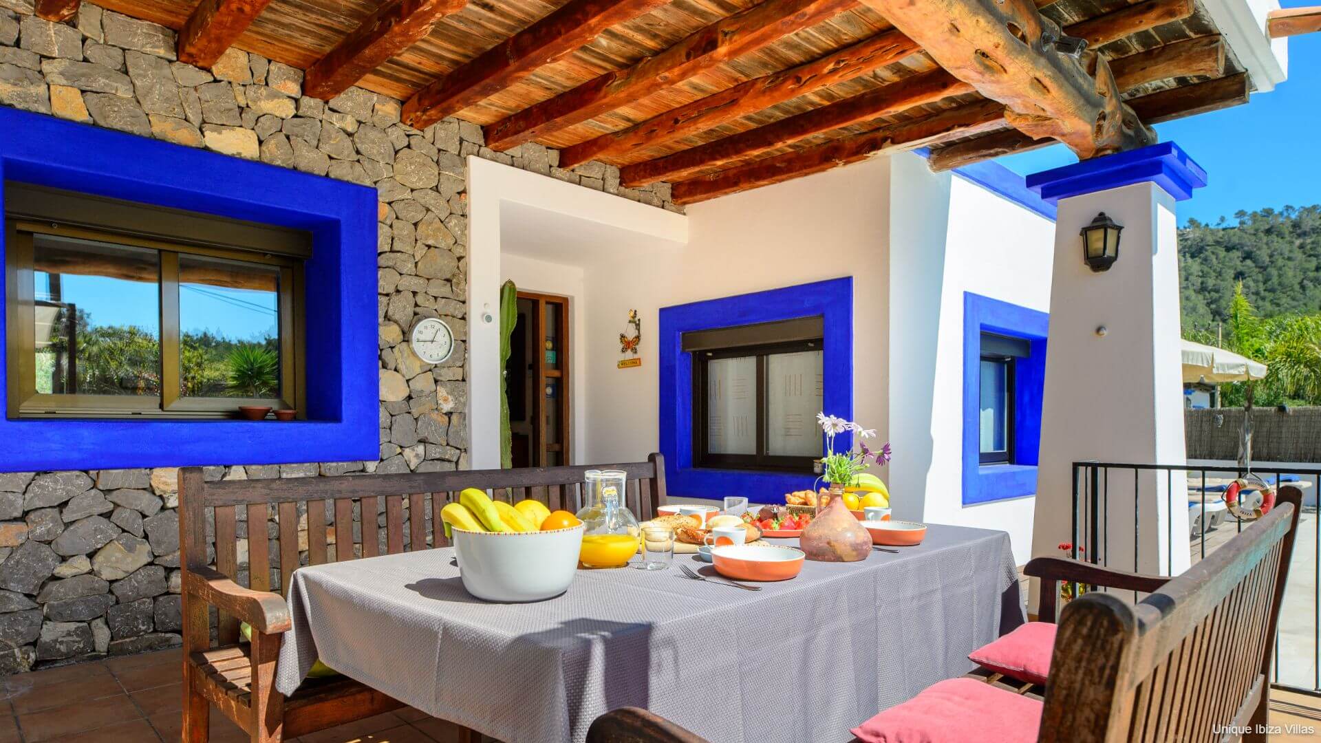 VILLA CAS PLA 33 - 3 Bedrooms - Puerto San Miguel (Walk To Beach)