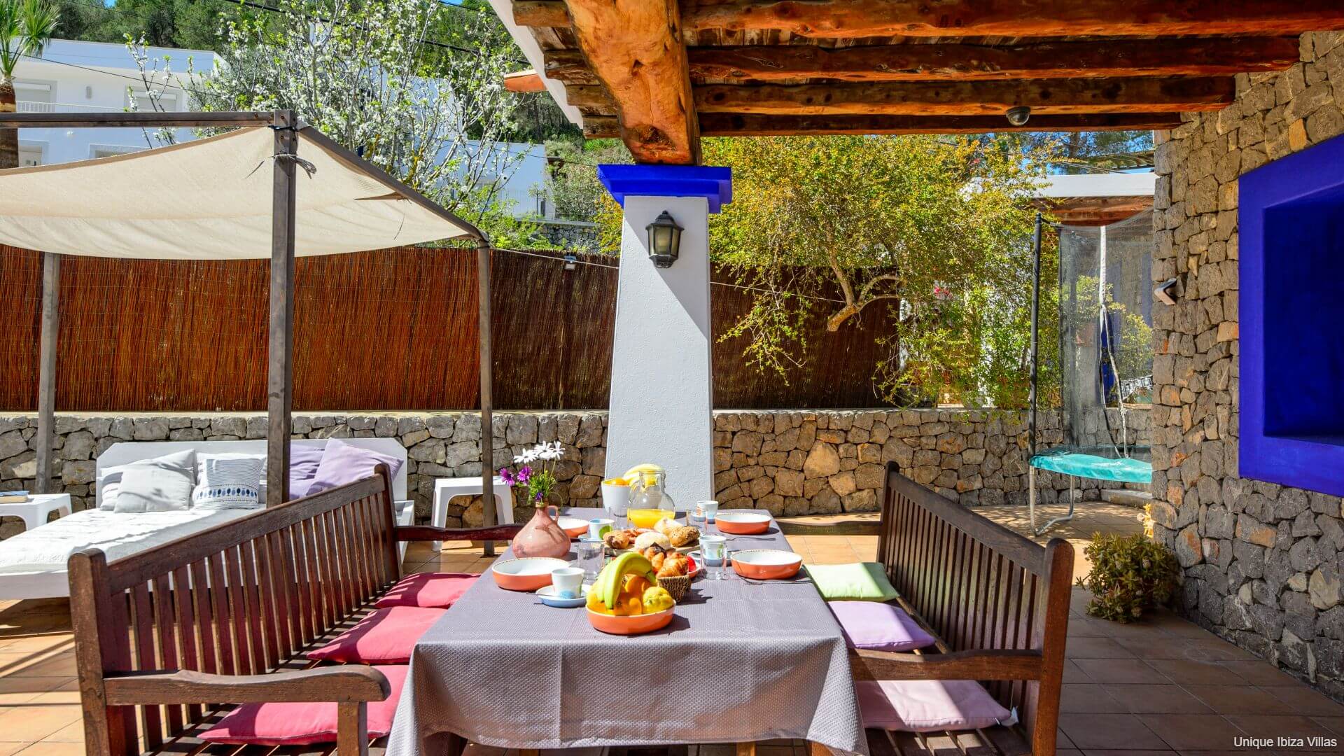 VILLA CAS PLA 33 - 3 Bedrooms - Puerto San Miguel (Walk To Beach)