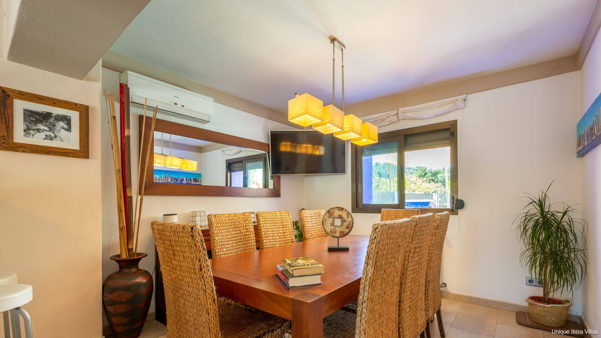 VILLA CAS PLA 33 - 3 Bedrooms - Puerto San Miguel (Walk To Beach)