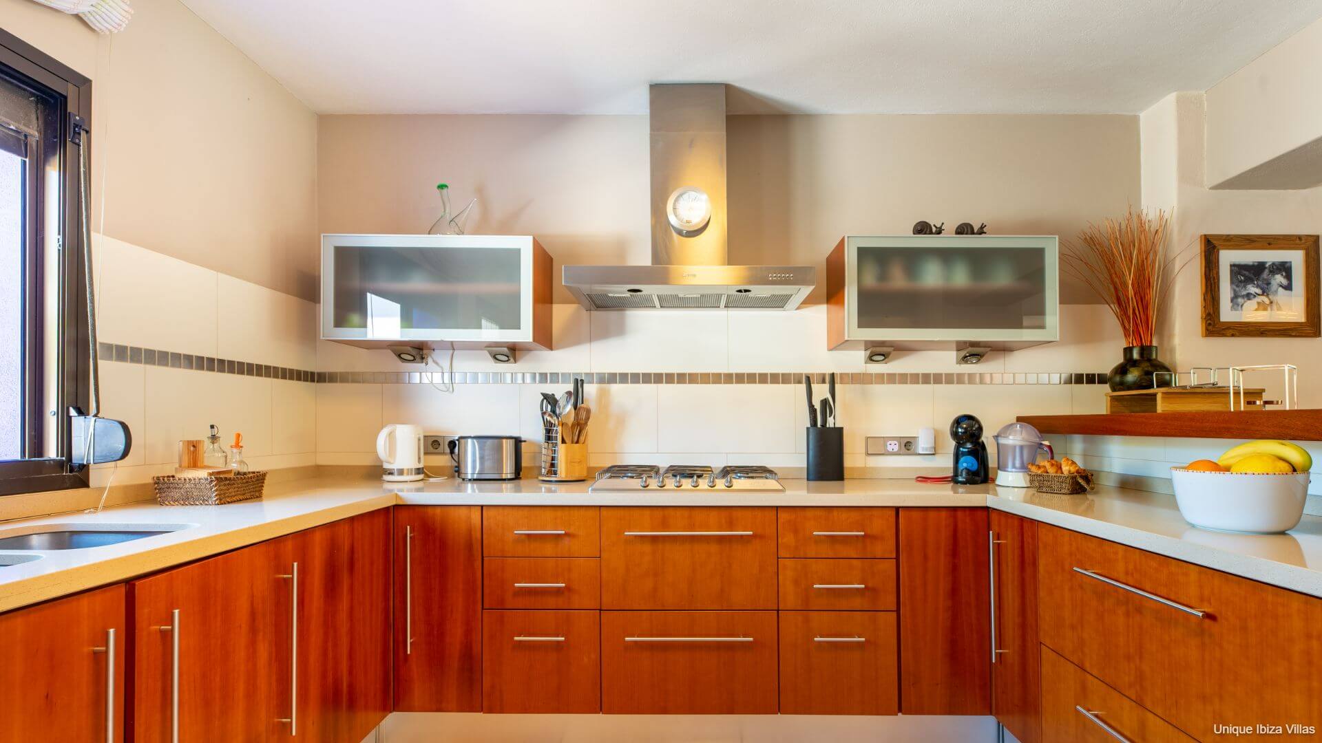 VILLA CAS PLA 33 - 3 Bedrooms - Puerto San Miguel (Walk To Beach)