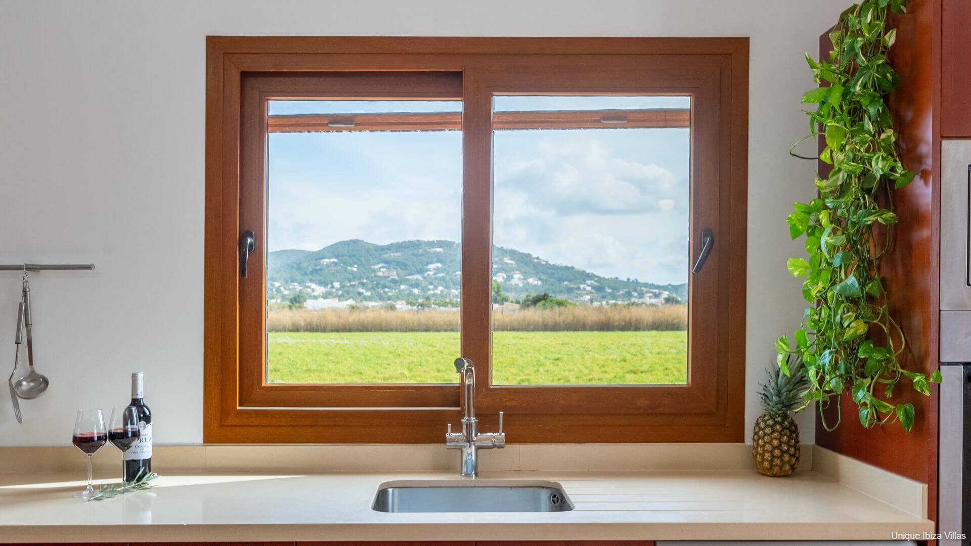 CAN JAUME ARABI DE BAIX - 4 Bedrooms - Near Ibiza Town