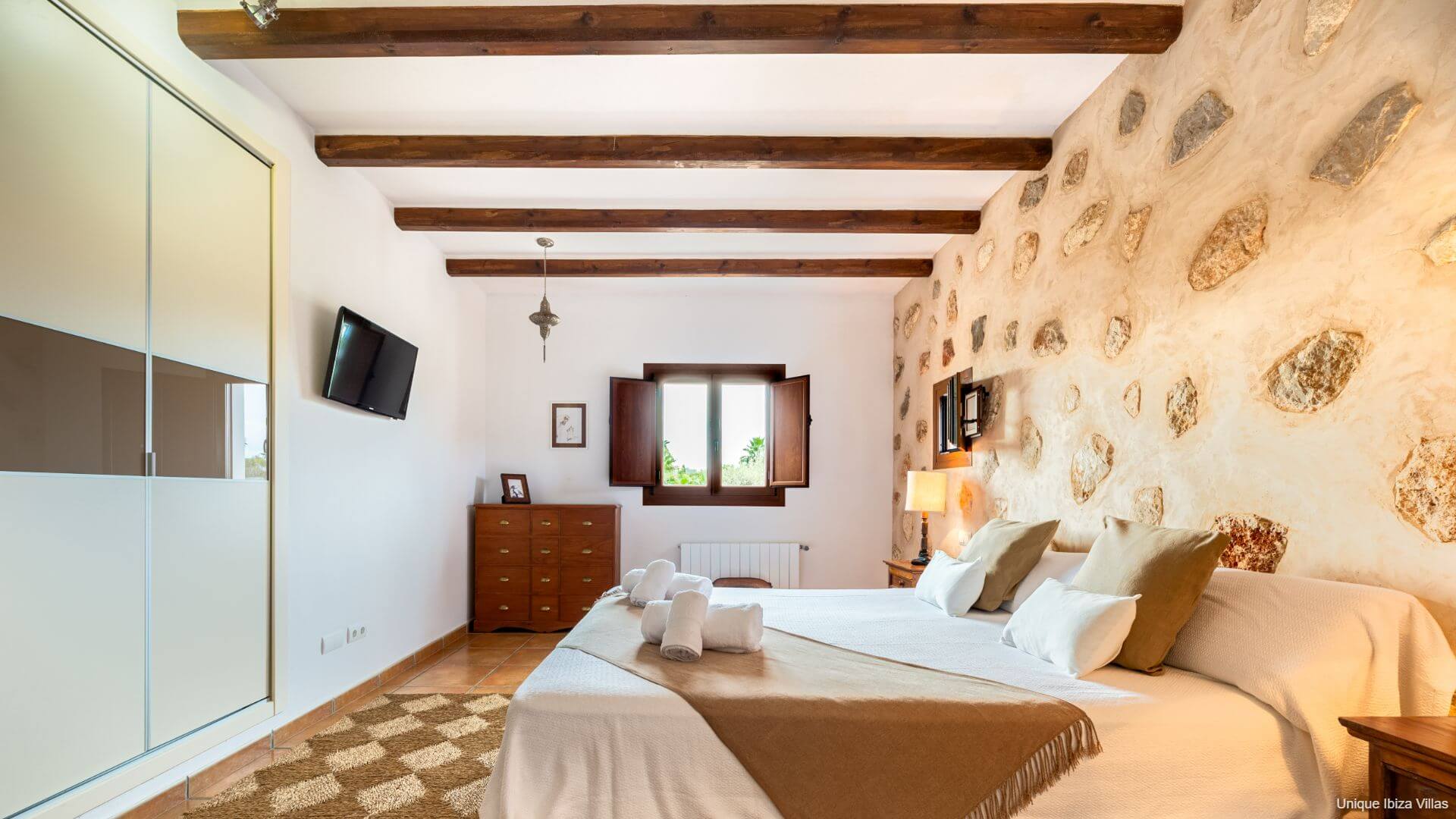 CAN JAUME ARABI DE BAIX - 4 Bedrooms - Near Ibiza Town