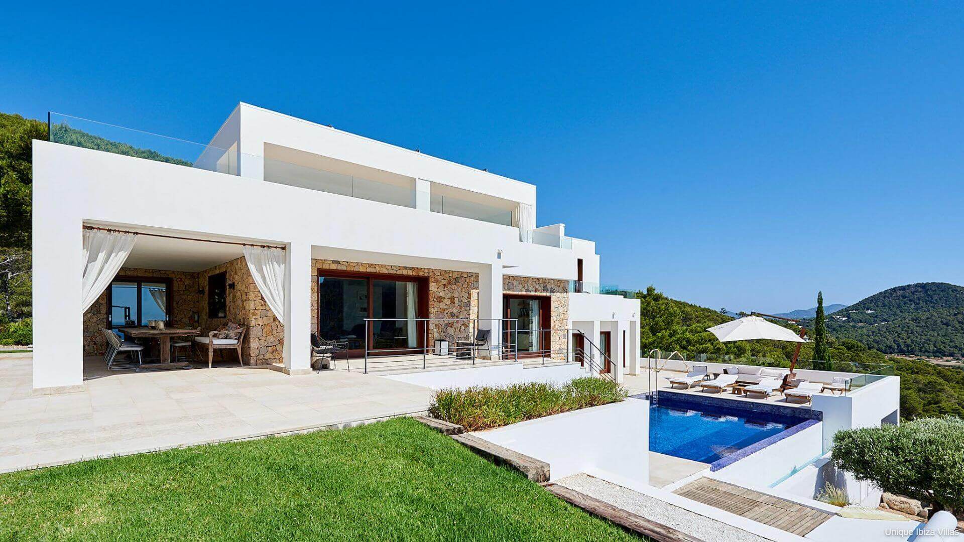 VILLA SERENA VISTA - 5 Bedrooms - Cala Llonga/Amante Ibiza