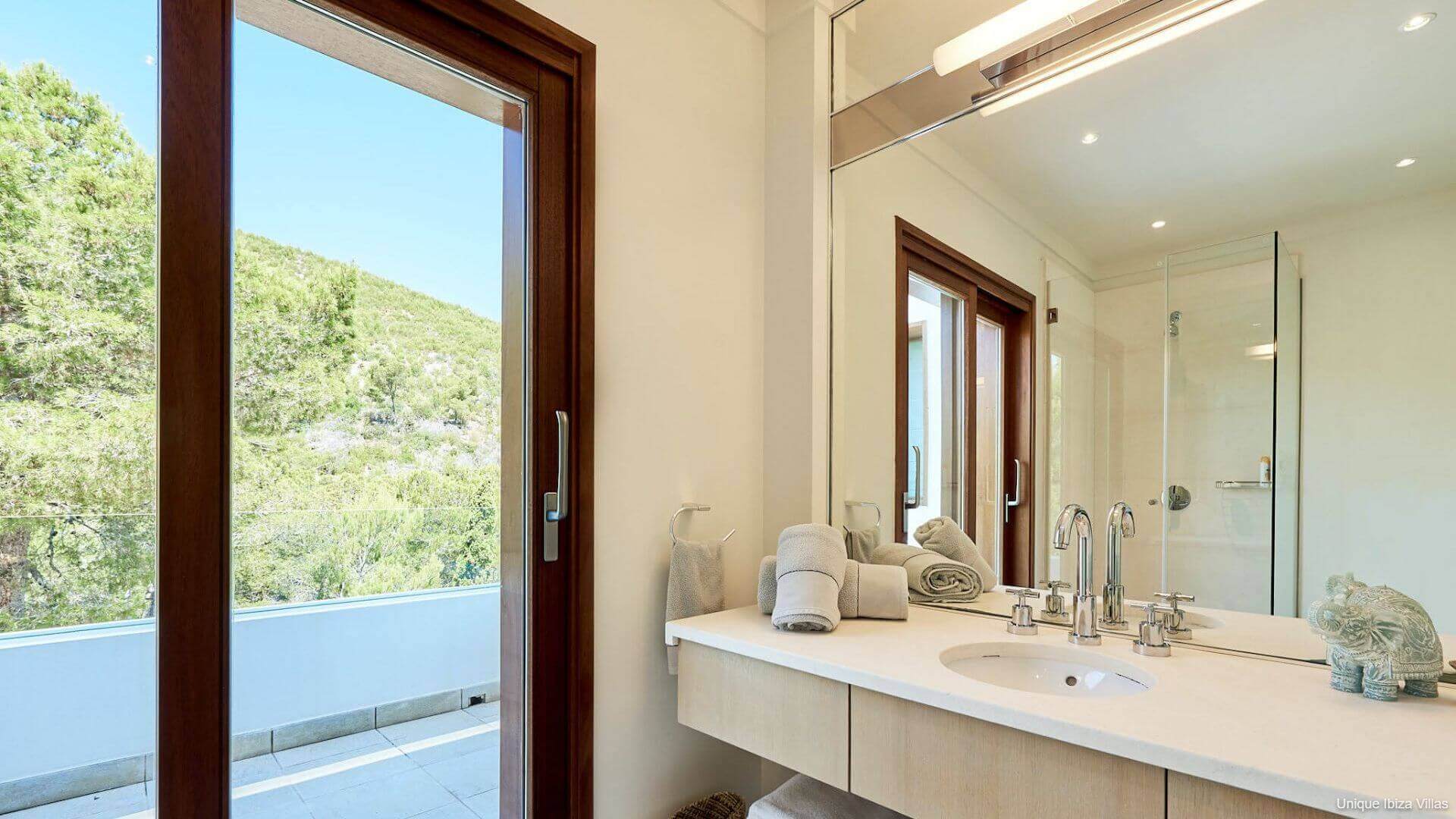 VILLA SERENA VISTA - 5 Bedrooms - Cala Llonga/Amante Ibiza