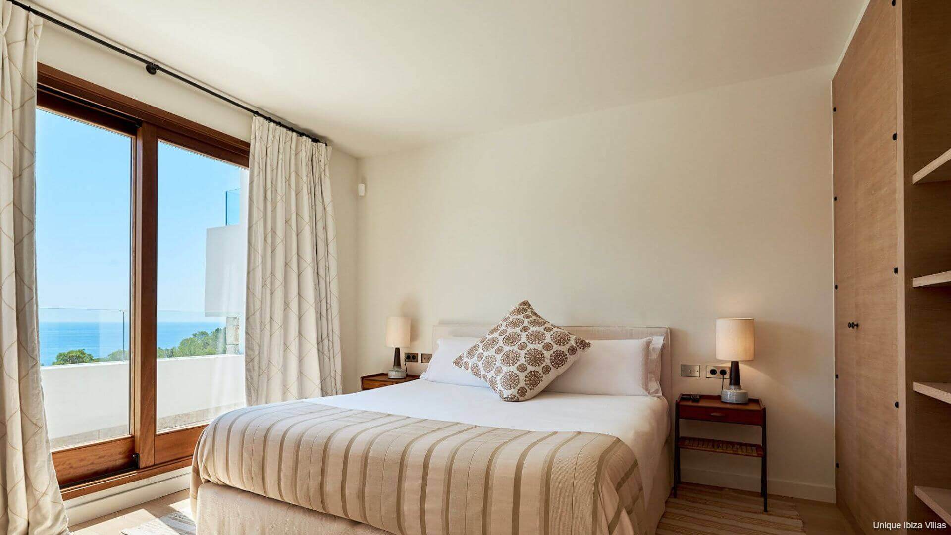 VILLA SERENA VISTA - 5 Bedrooms - Cala Llonga/Amante Ibiza
