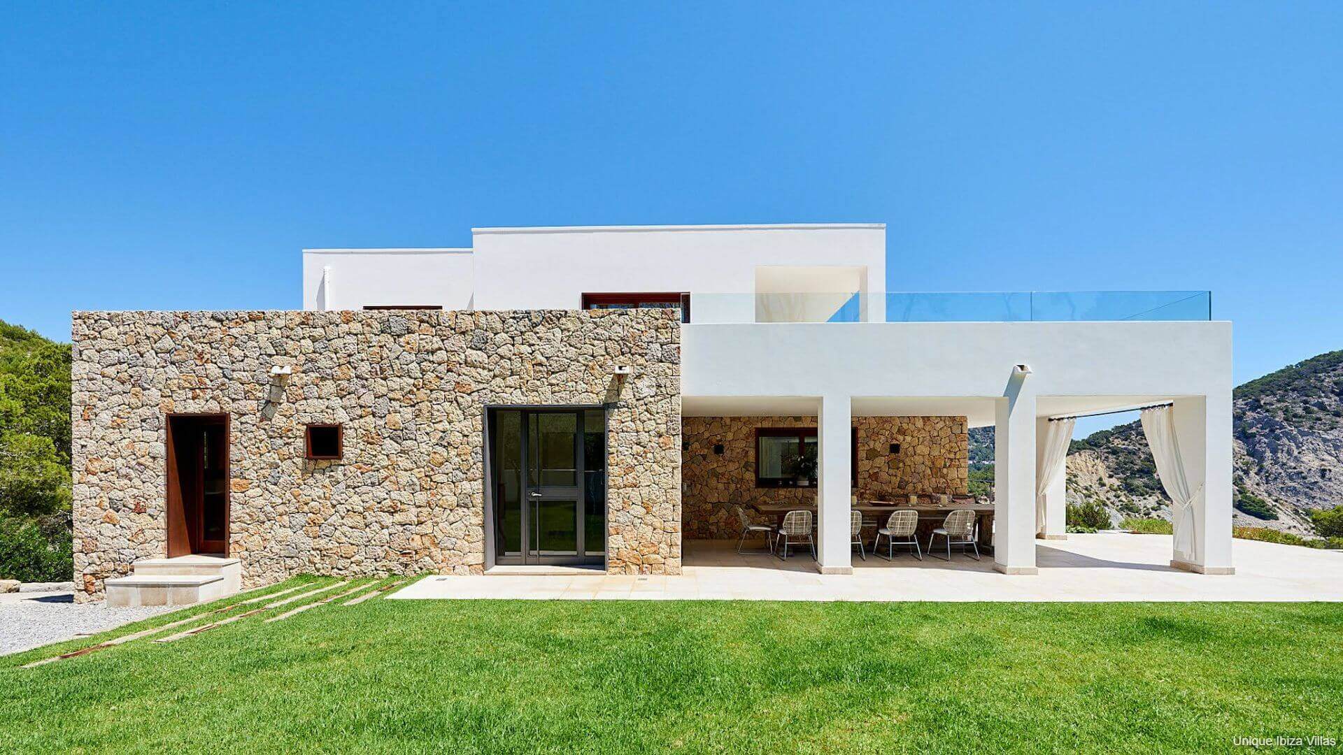 VILLA SERENA VISTA - 5 Bedrooms - Cala Llonga/Amante Ibiza