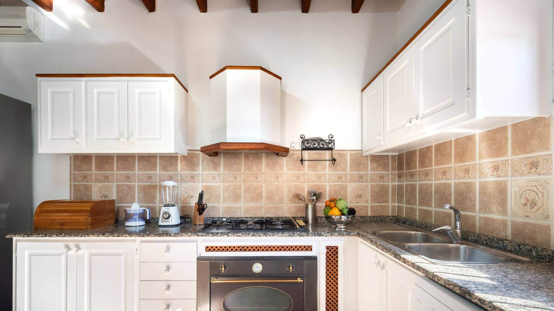 VILLA SAVINAR - 4 Bedrooms - Cala Carbo/Cala Vadella 
