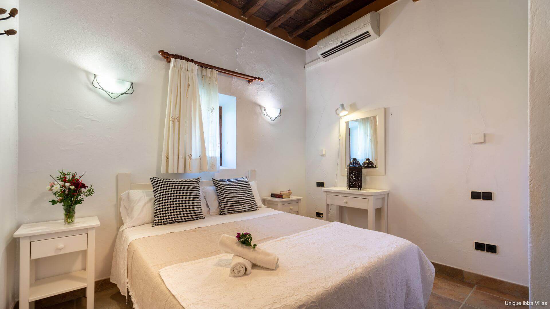 VILLA SAVINAR - 4 Bedrooms - Cala Carbo/Cala Vadella 