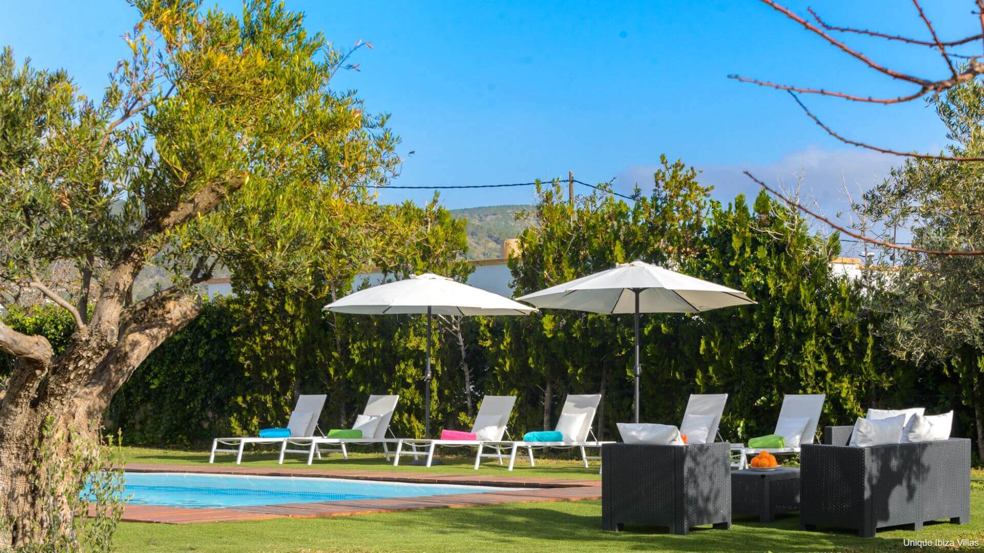 VILLA ANUR - 3 Bedrooms - San Jordi Near Playa den Bossa/Ibiza Town