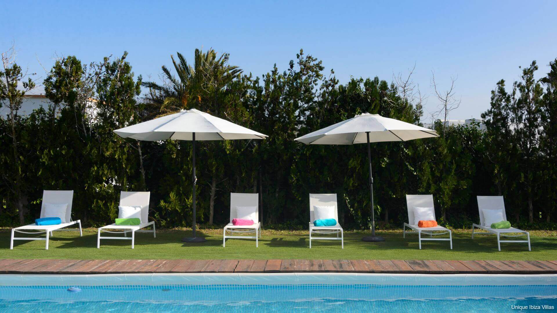 VILLA ANUR - 3 Bedrooms - San Jordi Near Playa den Bossa/Ibiza Town