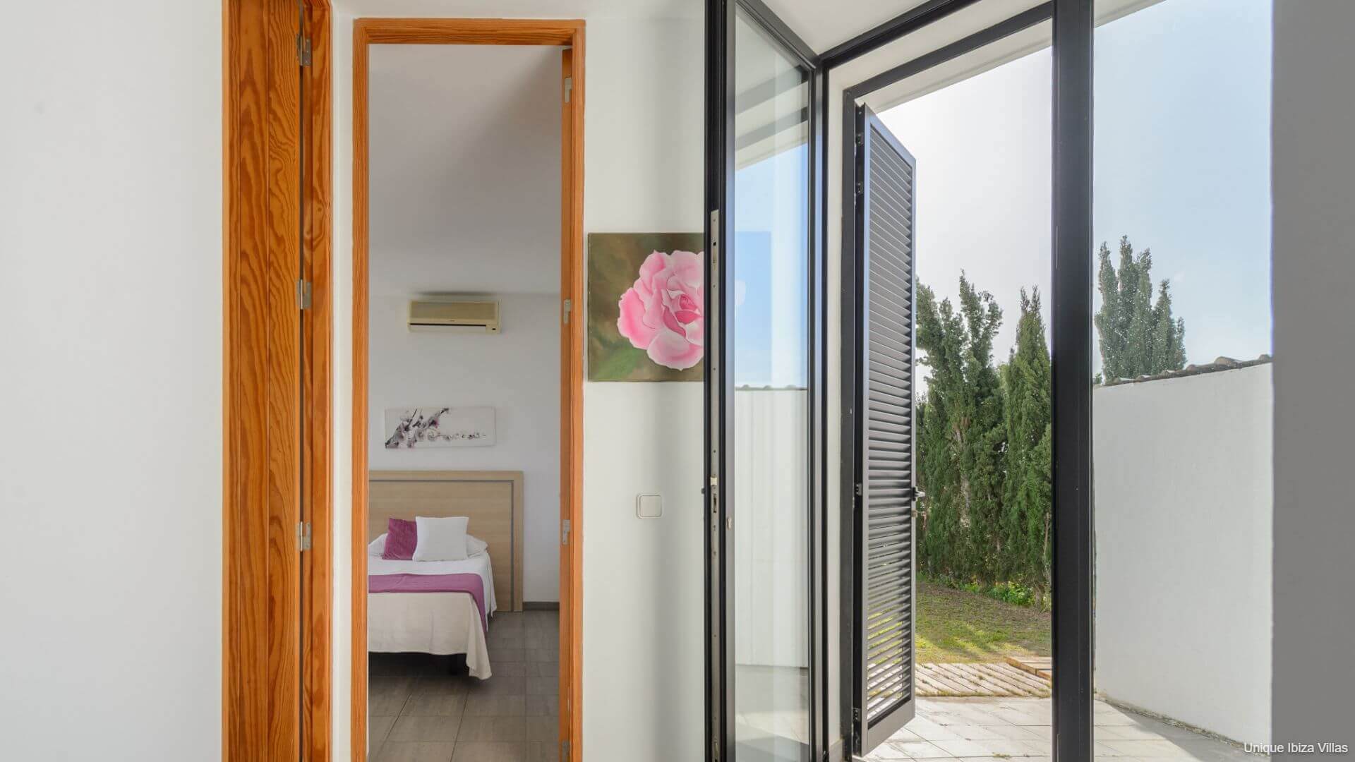 VILLA ANUR - 3 Bedrooms - San Jordi Near Playa den Bossa/Ibiza Town
