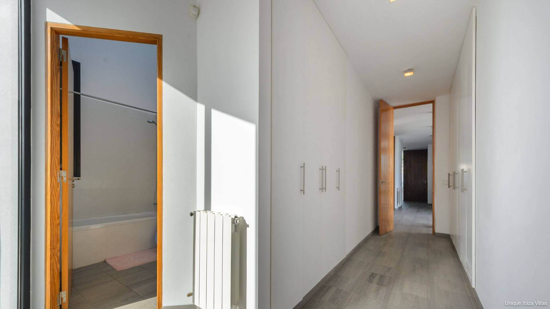 VILLA ANUR - 3 Bedrooms - San Jordi Near Playa den Bossa/Ibiza Town