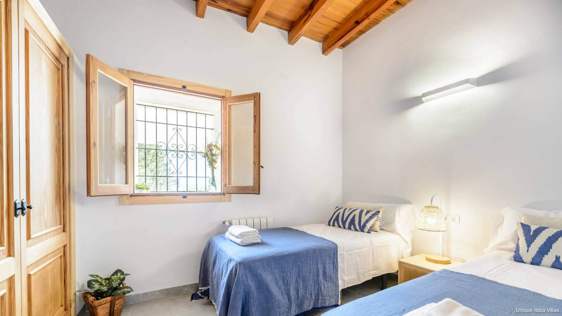 VILLA CAN RAFALET - 5 Bedrooms - San Jose