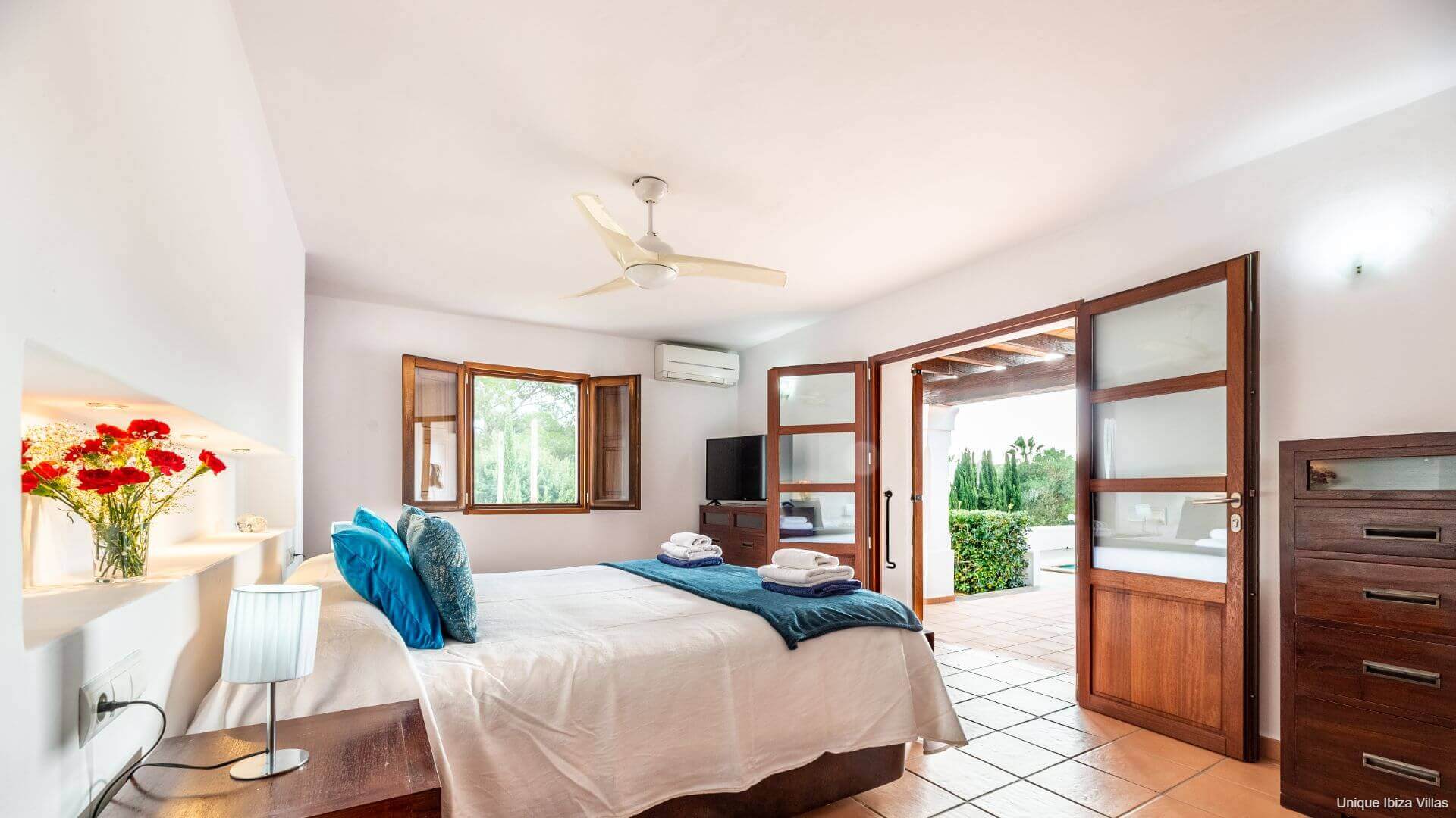 VILLA SA TANCA DEN LLOSES - 4 Bedrooms - Cala Llonga/Santa Eulalia