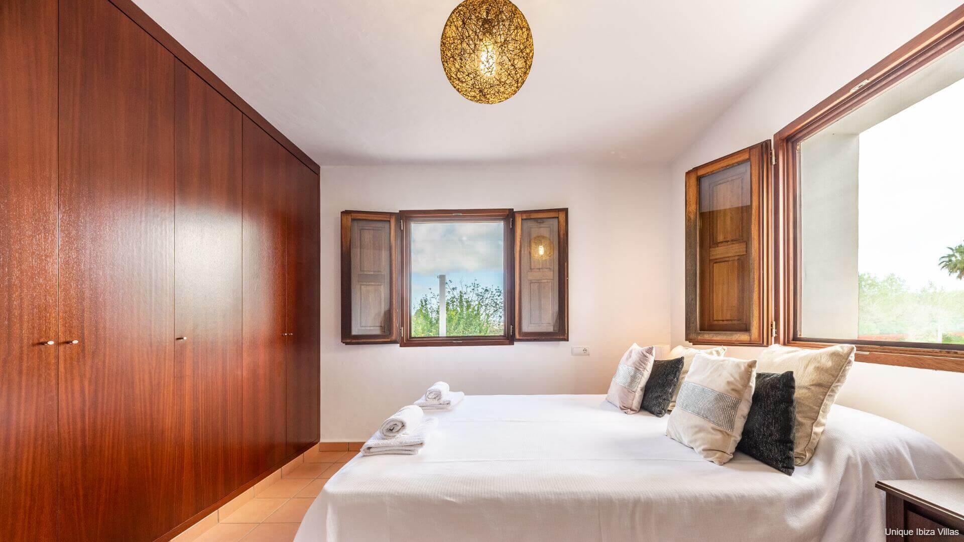 VILLA SA TANCA DEN LLOSES - 4 Bedrooms - Cala Llonga/Santa Eulalia