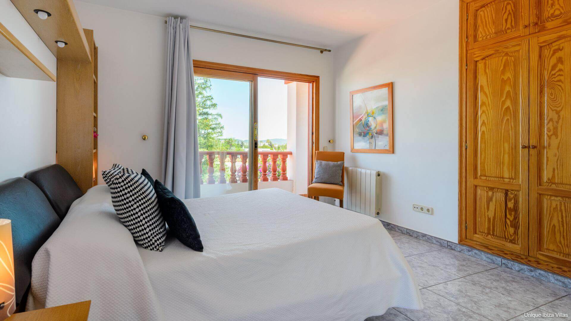 VILLA SA CARROCA - 5 Bedrooms - Sa Carroca Near Playa den Bossa/Ibiza Town