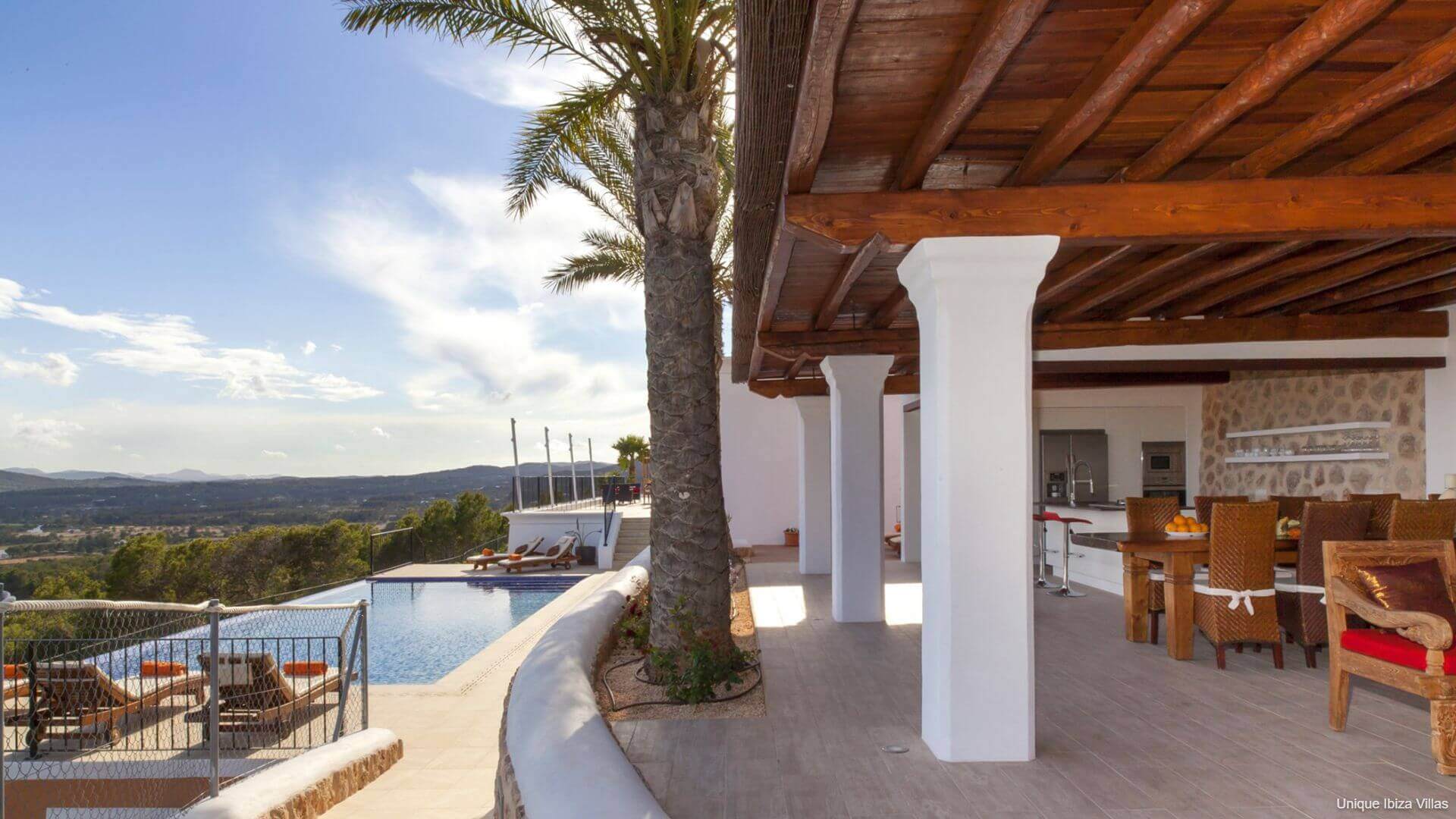 VILLA MORNA - 5 Bedrooms - San Carlos/San Lorenzo (Rural) 