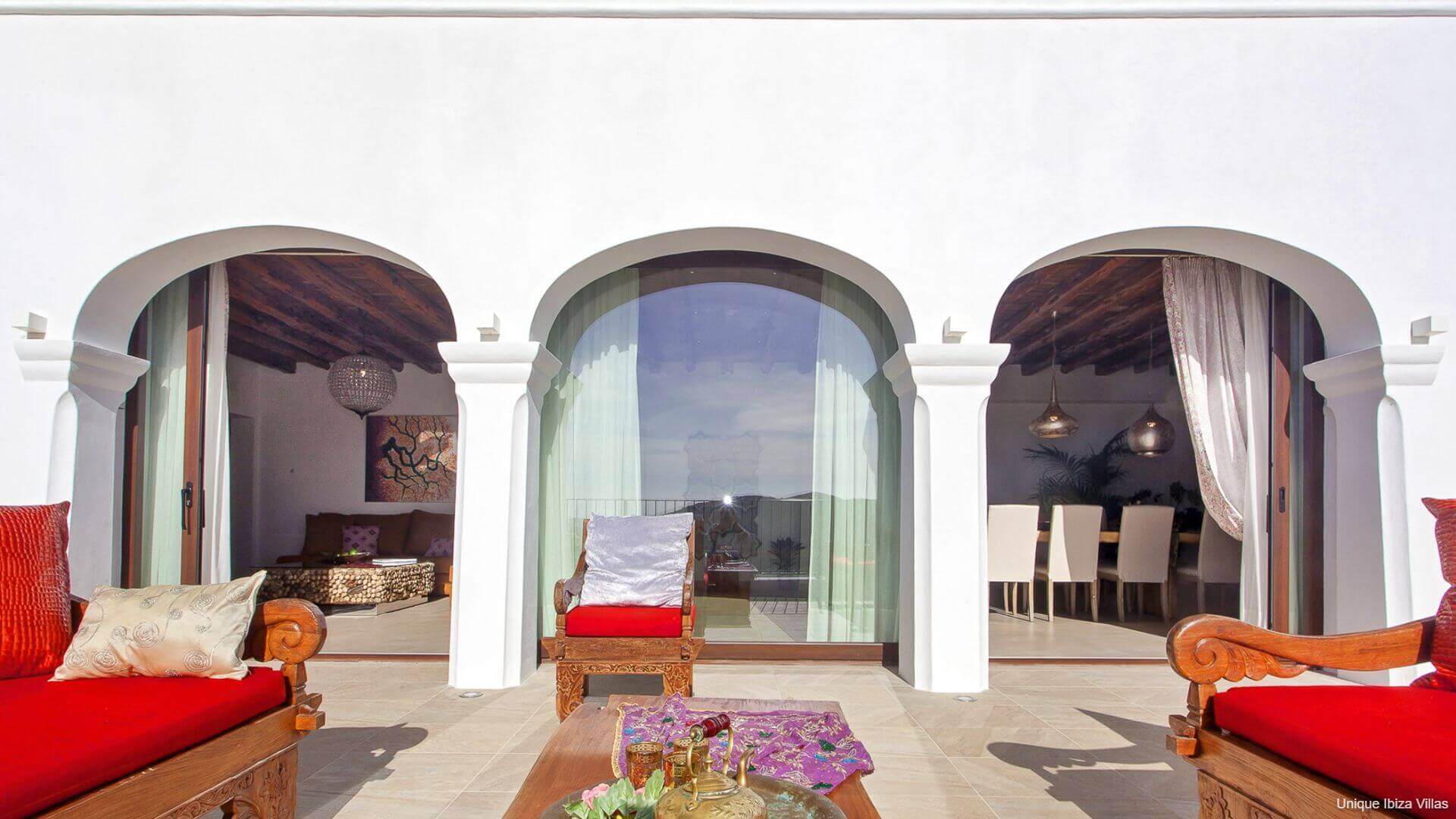 VILLA MORNA - 5 Bedrooms - San Carlos/San Lorenzo (Rural) 