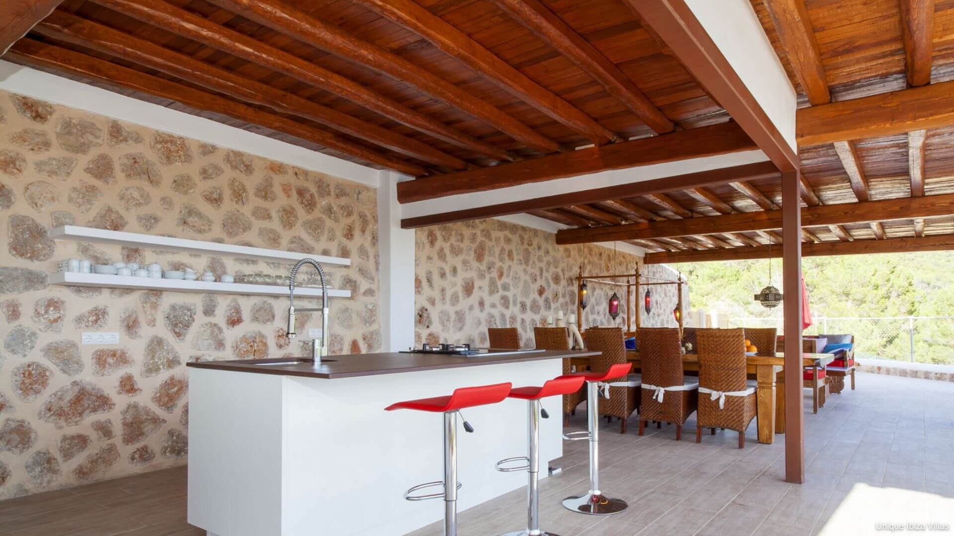 VILLA MORNA - 5 Bedrooms - San Carlos/San Lorenzo (Rural) 