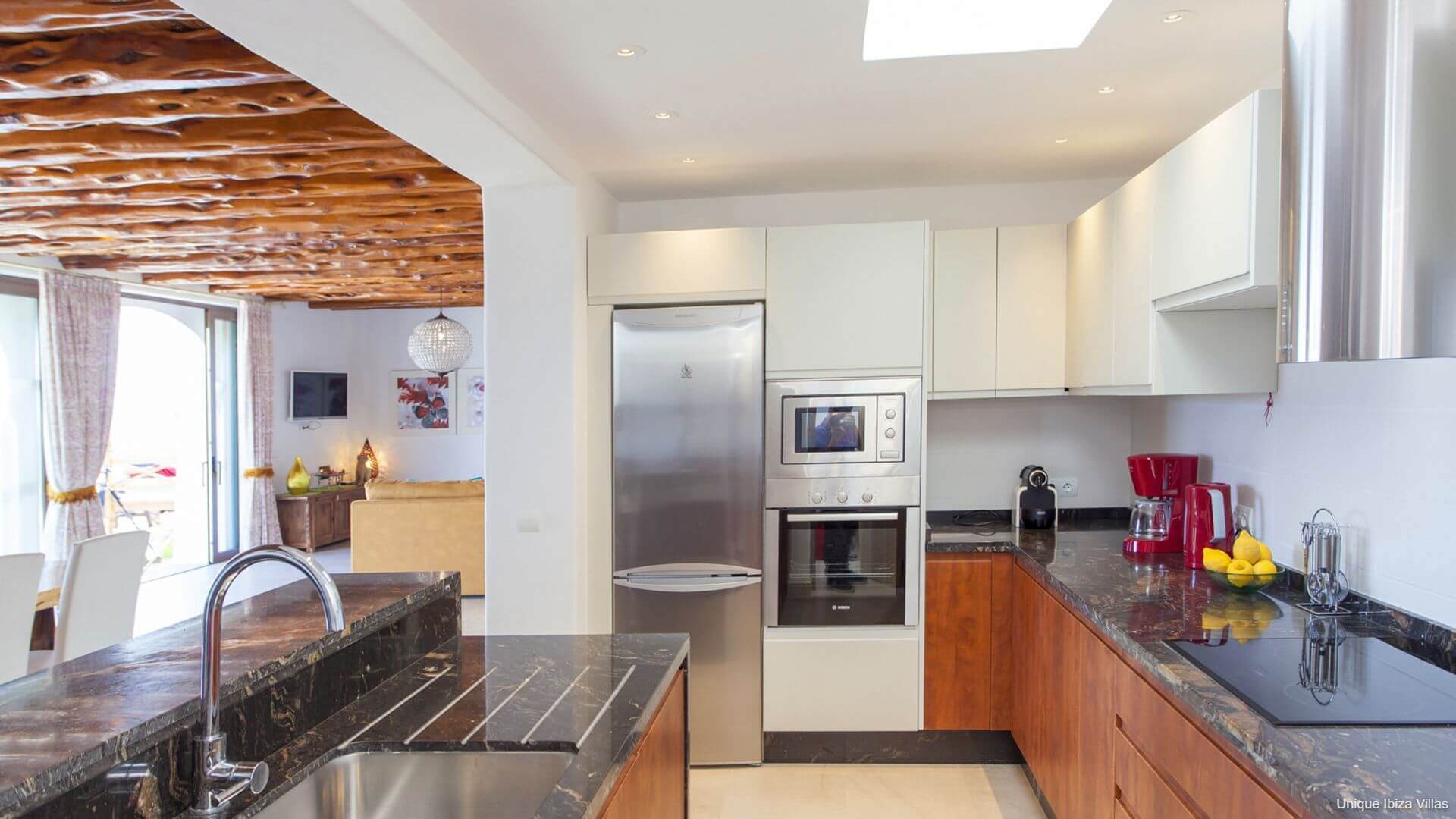 VILLA MORNA - 5 Bedrooms - San Carlos/San Lorenzo (Rural) 