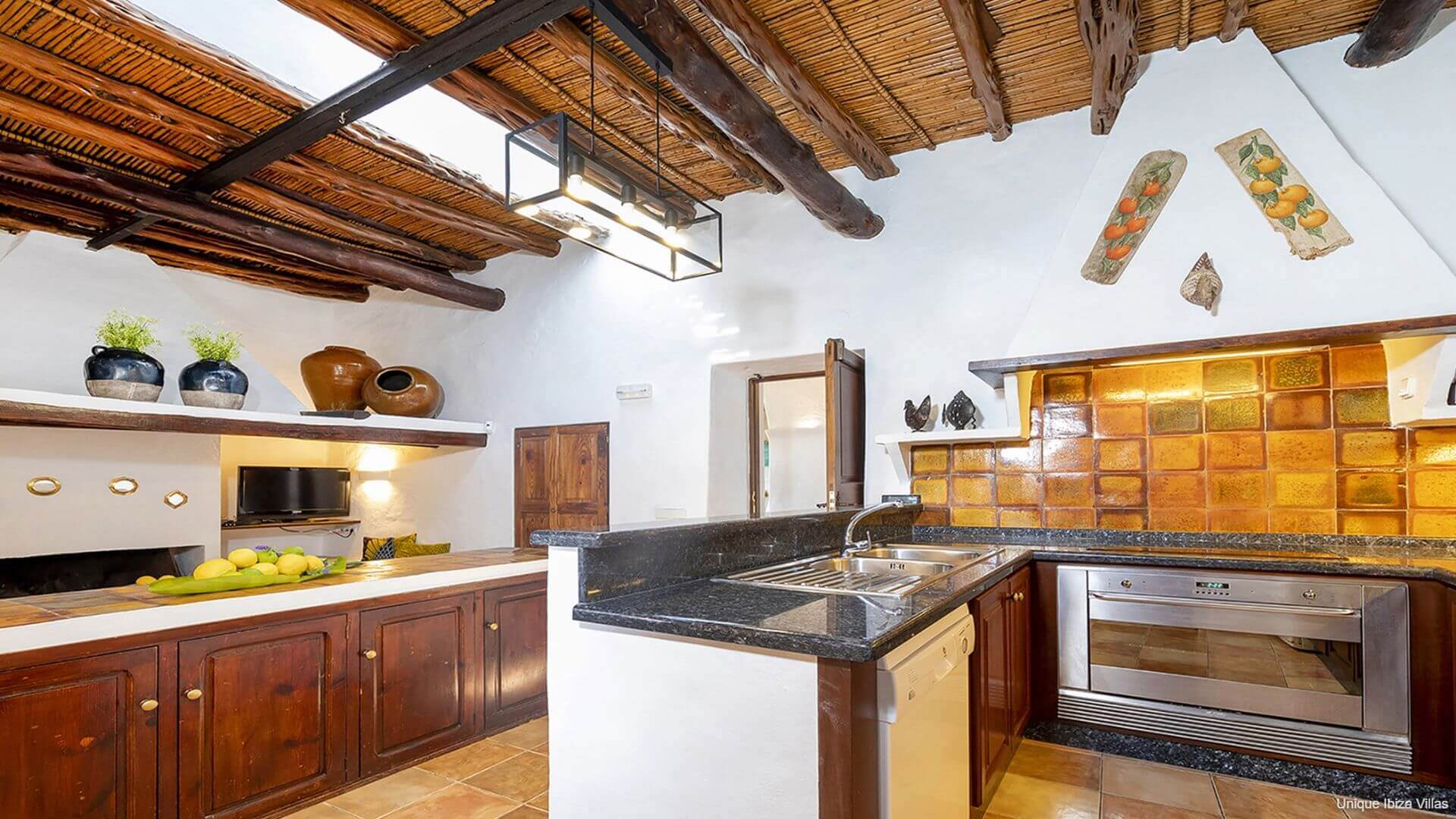 VILLA XUMEU - 6 Bedrooms - San Carlos/San Lorenzo (Rural) 