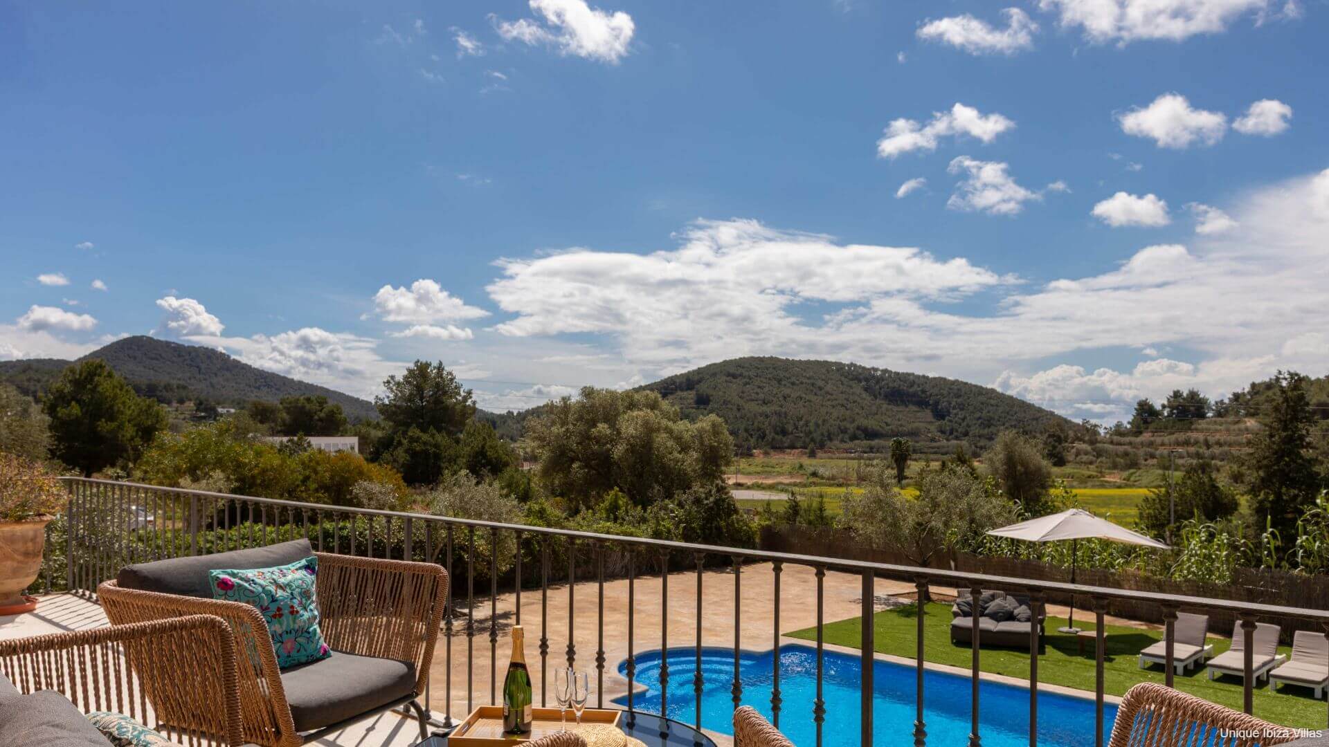 VILLA CAN PORTMANY - 3 Bedrooms - San Jose (Walk To Village)