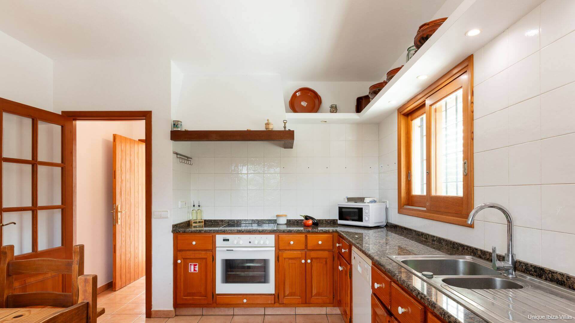 VILLA CAN BASSETES - 3 Bedrooms - Near Jesus/Ibiza Town 