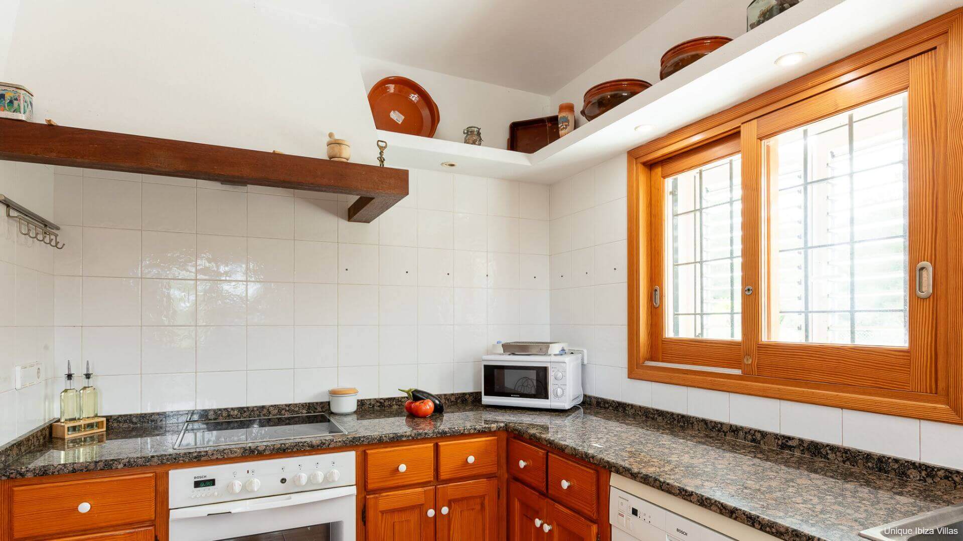 VILLA CAN BASSETES - 3 Bedrooms - Near Jesus/Ibiza Town 
