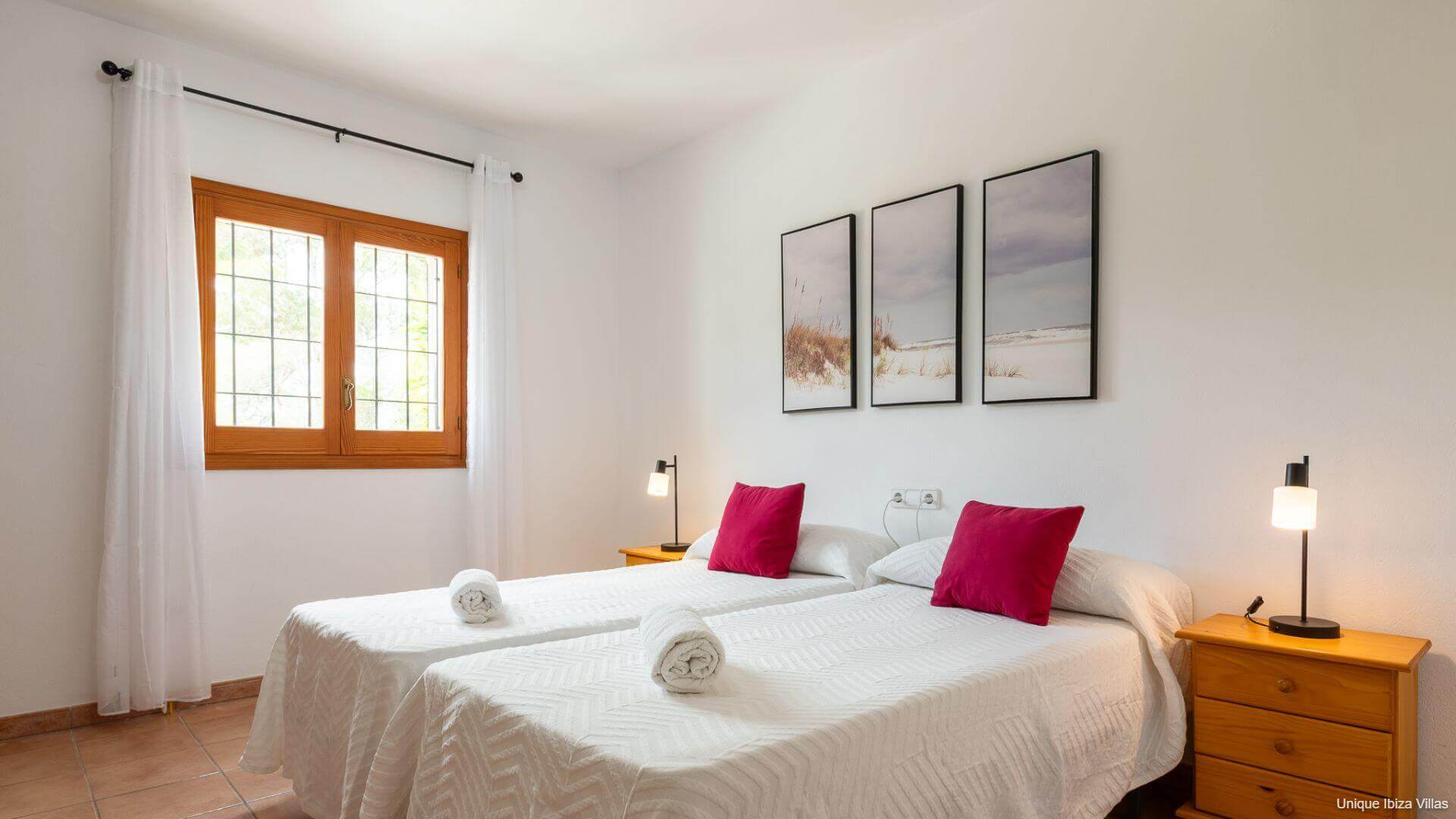 VILLA CAN BASSETES - 3 Bedrooms - Near Jesus/Ibiza Town 