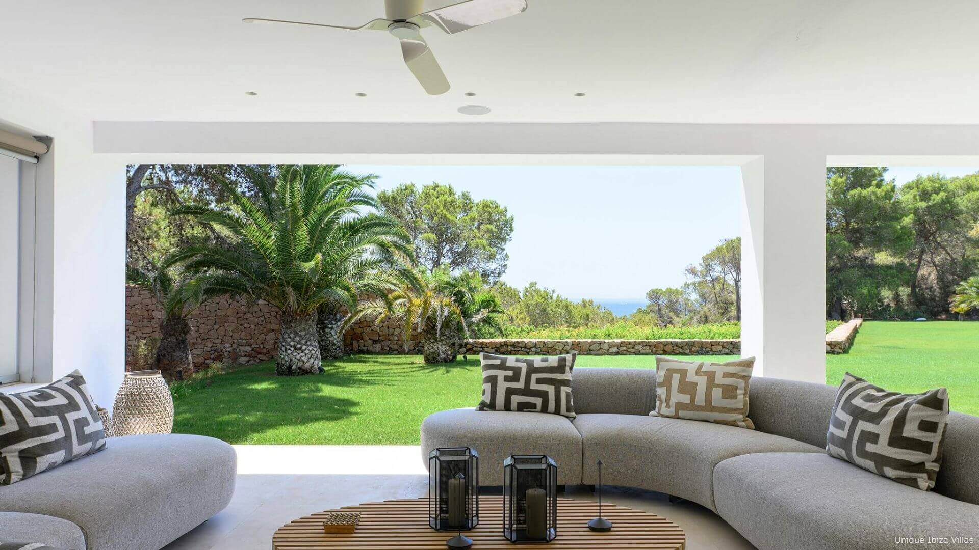 VILLA CAN TAURINO - 5 Bedrooms - Sa Caleta Near Cala Jondal