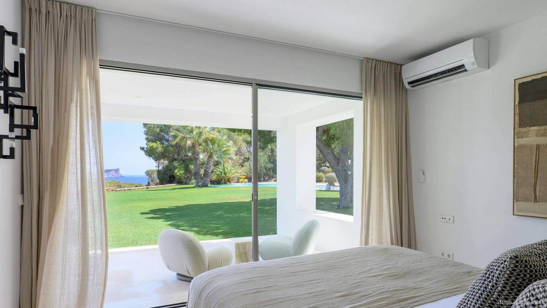 VILLA CAN TAURINO - 5 Bedrooms - Sa Caleta Near Cala Jondal
