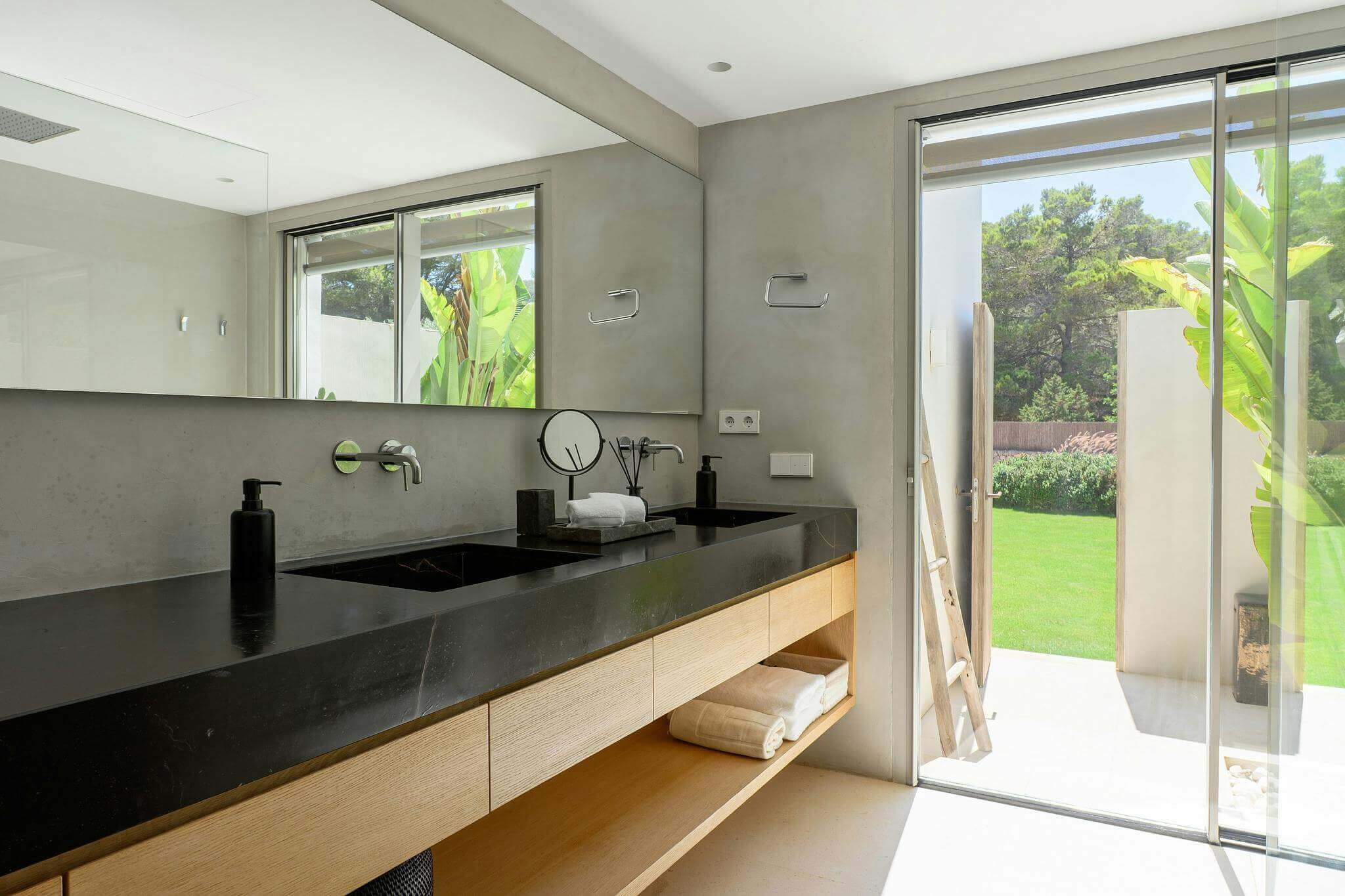 VILLA CAN TAURINO - 5 Bedrooms - Sa Caleta Near Cala Jondal