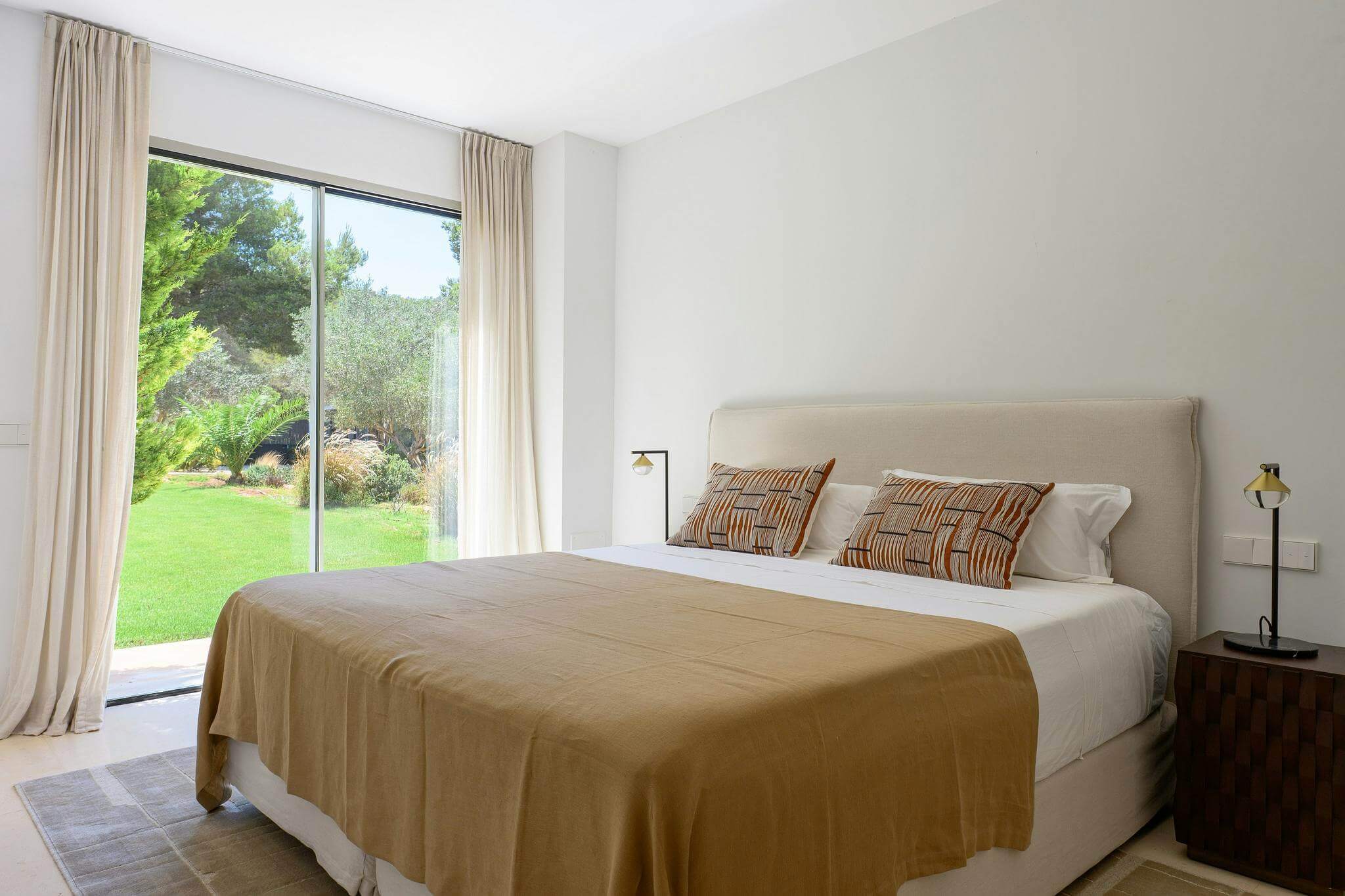 VILLA CAN TAURINO - 5 Bedrooms - Sa Caleta Near Cala Jondal