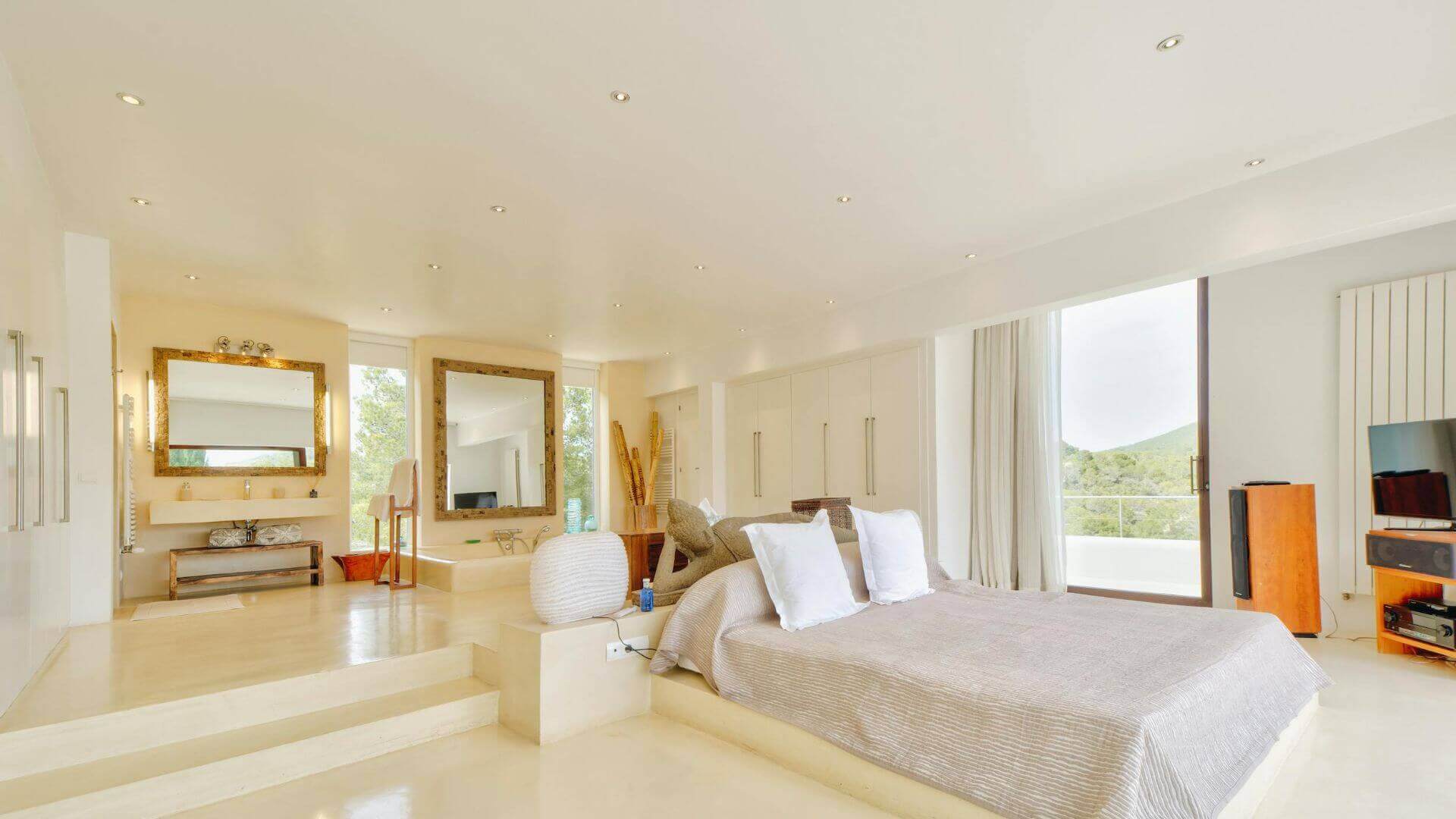 VILLA CANA MILENE IBIZA - 5 Bedrooms - Cala Jondal