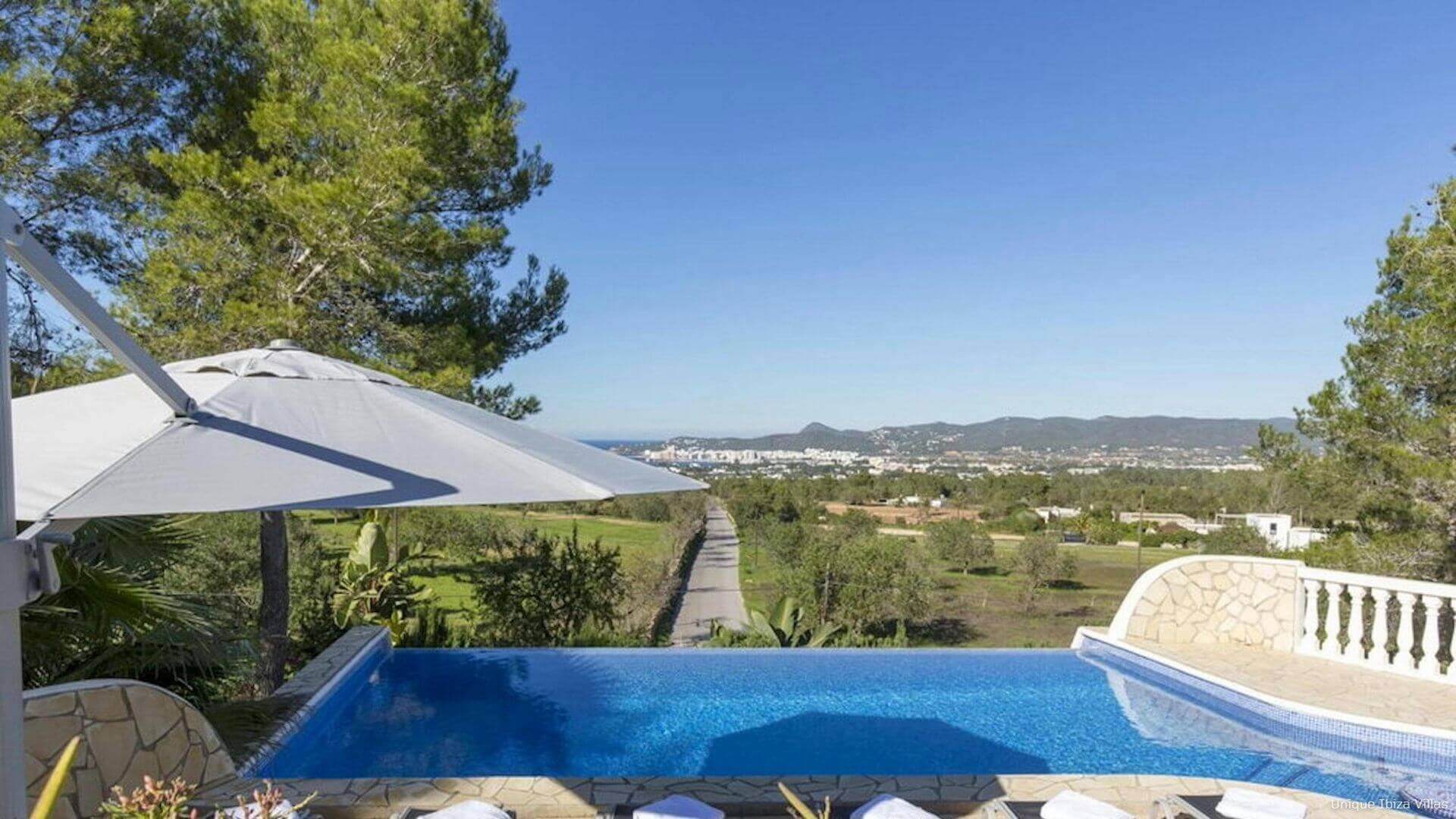 VILLA CEREZA - 5 Bedrooms - San Antonio/San Agustin