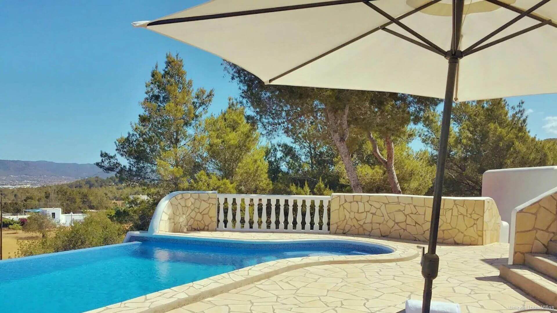 VILLA CEREZA - 5 Bedrooms - San Antonio/San Agustin