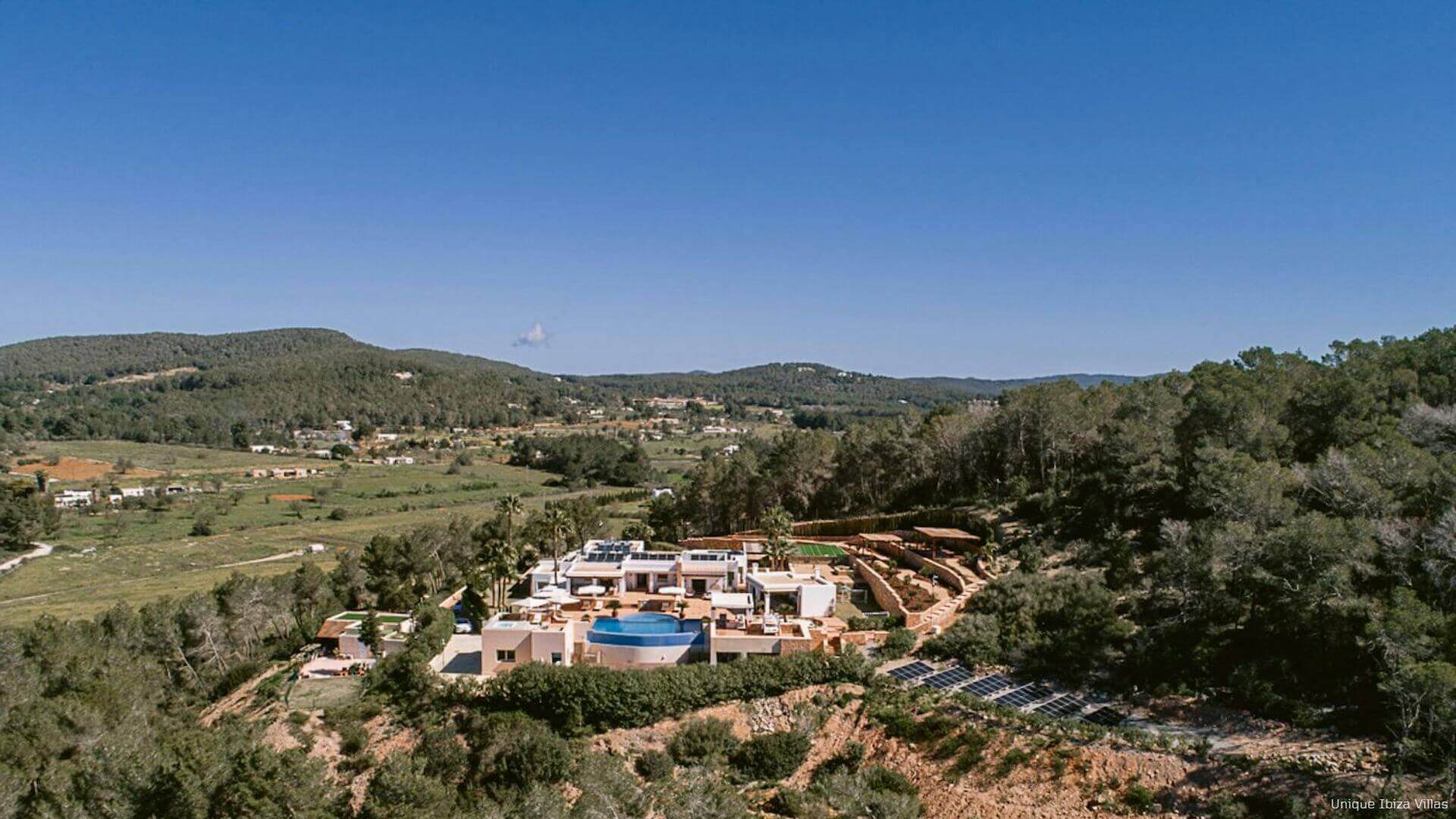 VILLA CAN TIERRA - 6 Bedrooms - Santa Gertrudis