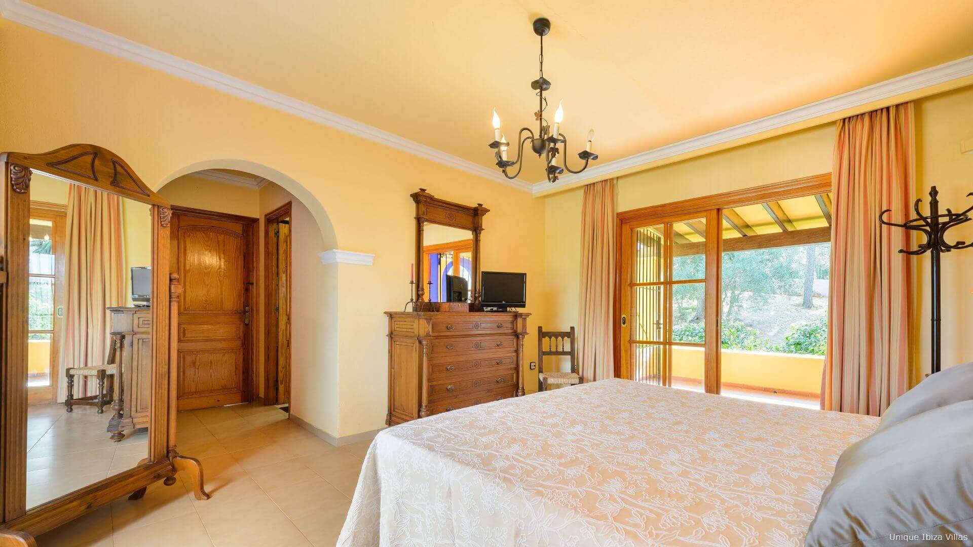 VILLA CAN PALAZON - 5 Bedrooms - Ibiza Town/San Rafael