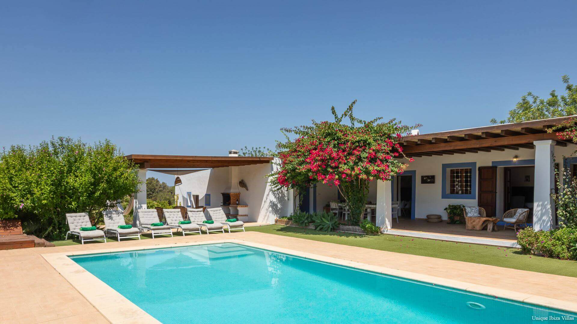 VILLA CAN TORRES - 3 Bedrooms - Santa Eulalia/Cala Llonga 
