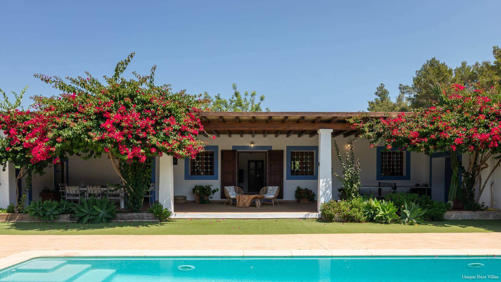 VILLA CAN TORRES - 3 Bedrooms - Santa Eulalia/Cala Llonga 